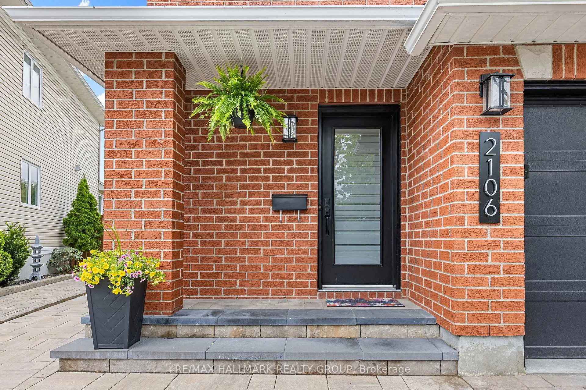 Photo 4 of 2106 Liska Street, Ottawa, Avalon East — HOMEH