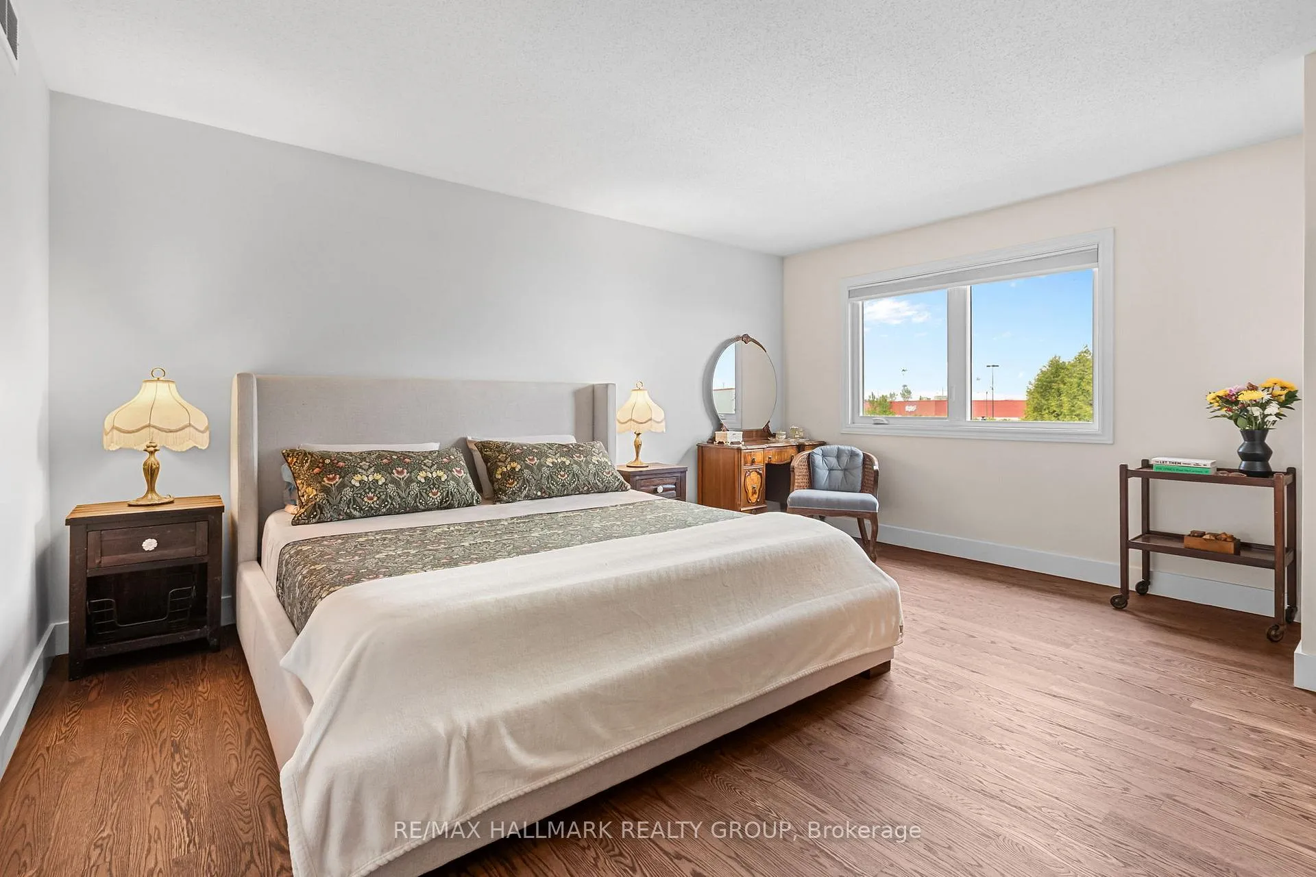 Photo 15 of 2106 Liska Street, Ottawa, Avalon East — HOMEH
