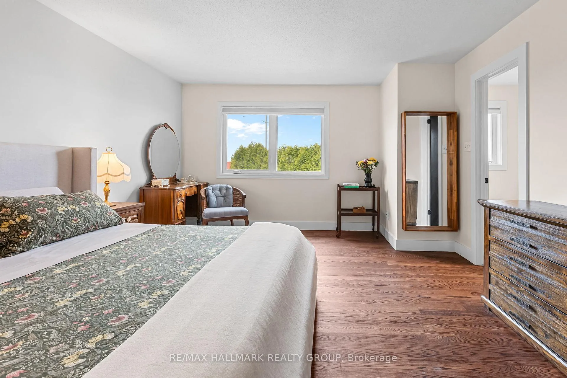 Photo 16 of 2106 Liska Street, Ottawa, Avalon East — HOMEH