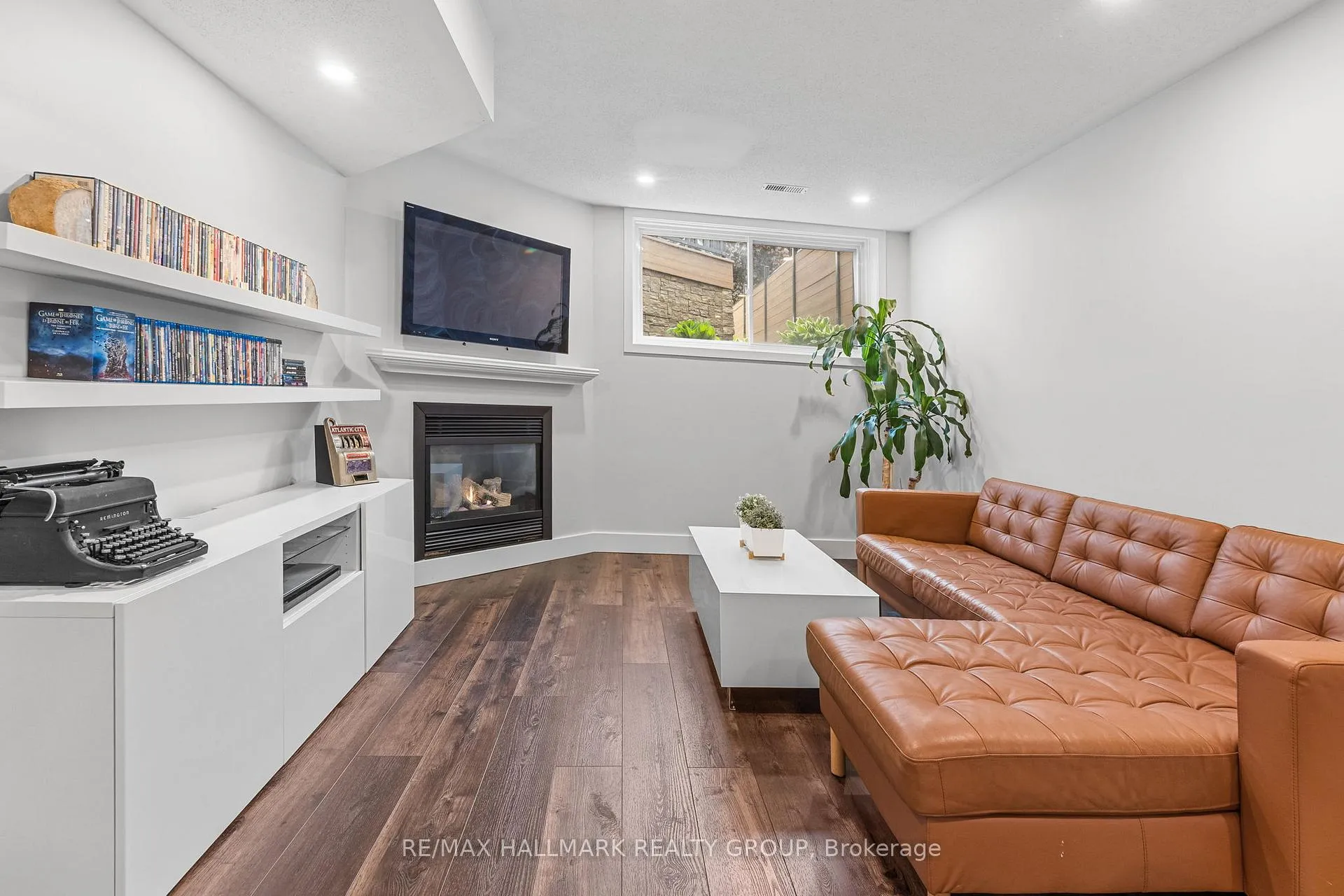 Photo 30 of 2106 Liska Street, Ottawa, Avalon East — HOMEH