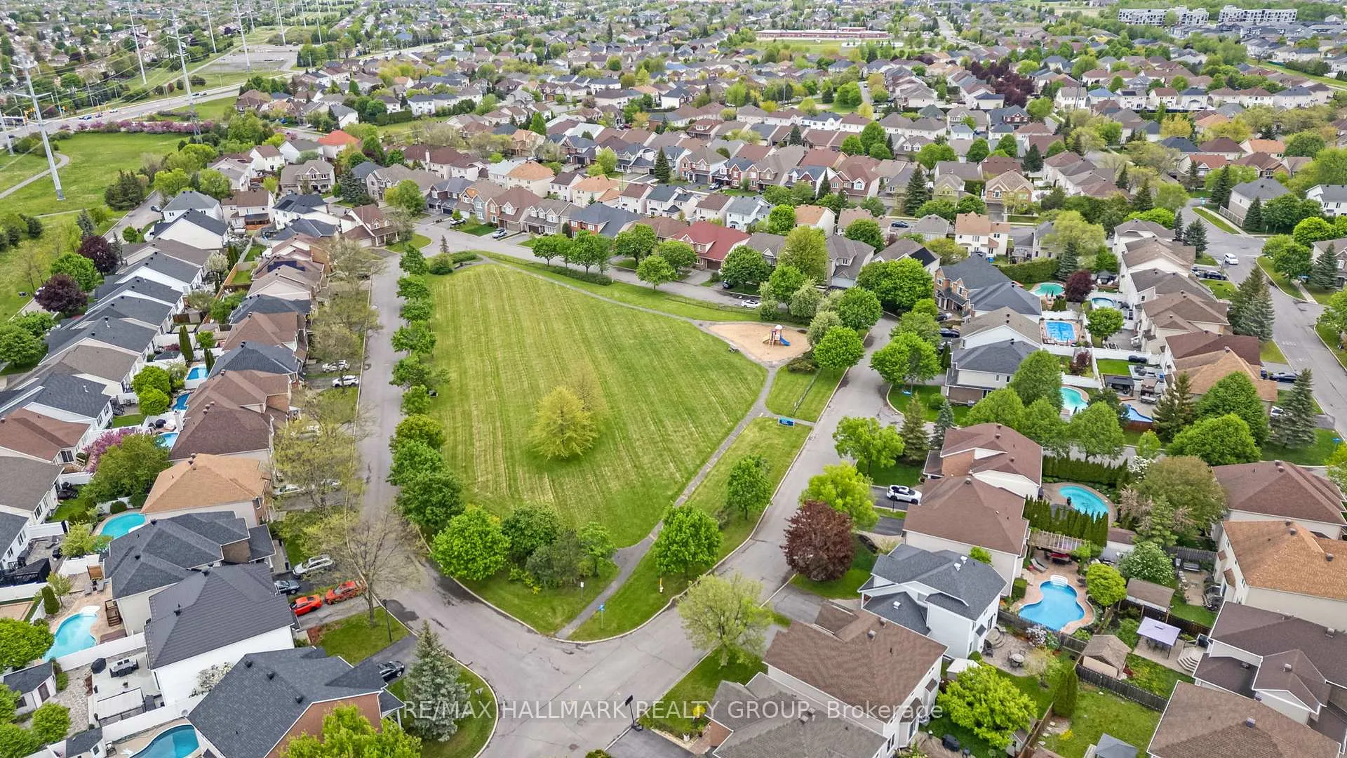 Photo 43 of 2106 Liska Street, Ottawa, Avalon East — HOMEH