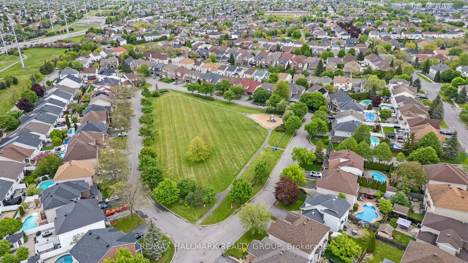 Photo 44 of 2106 Liska Street, Ottawa, Avalon East — HOMEH