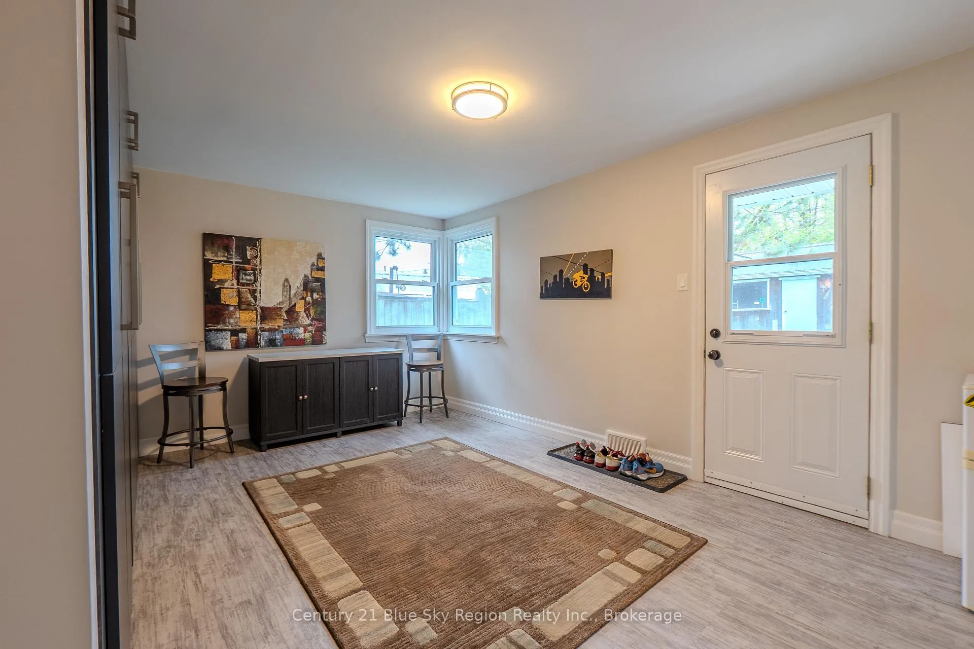 Photo 23 of 1052 Copeland Street, North Bay, West End — HOMEH