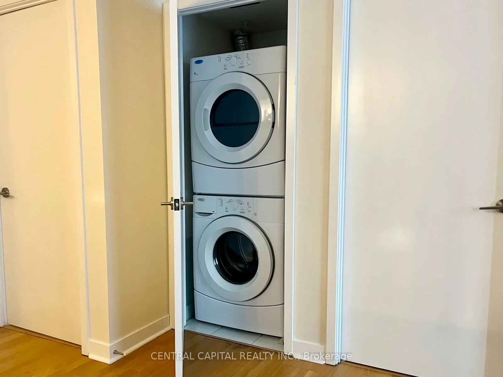 Photo 10 of Unit 1310, 295 Adelaide Street W, Toronto, Waterfront Communities — HOMEH