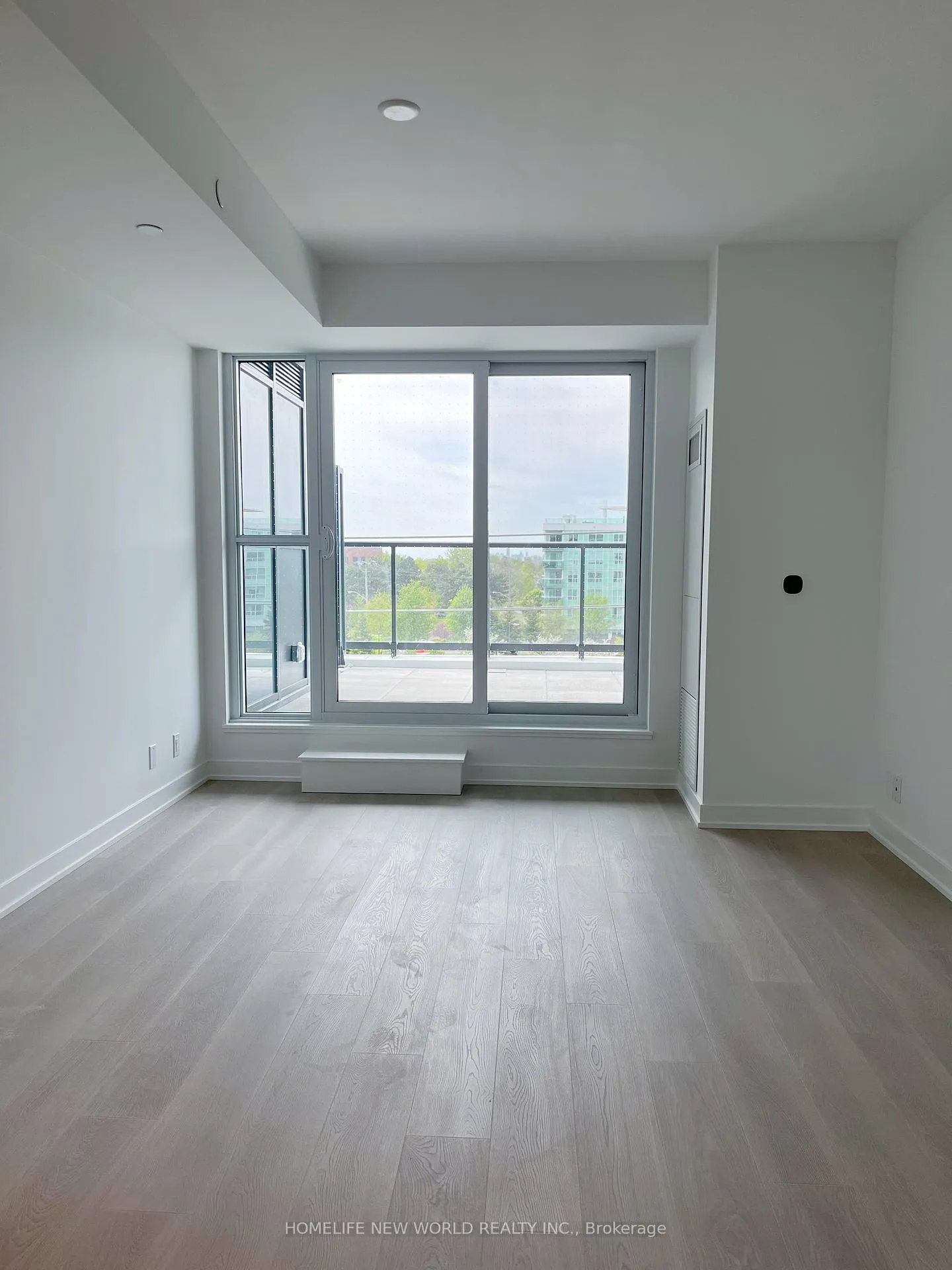 Photo 4 of Unit 412, 20 Deans Drive, Scarborough, Clairlea-Birchmount — HOMEH