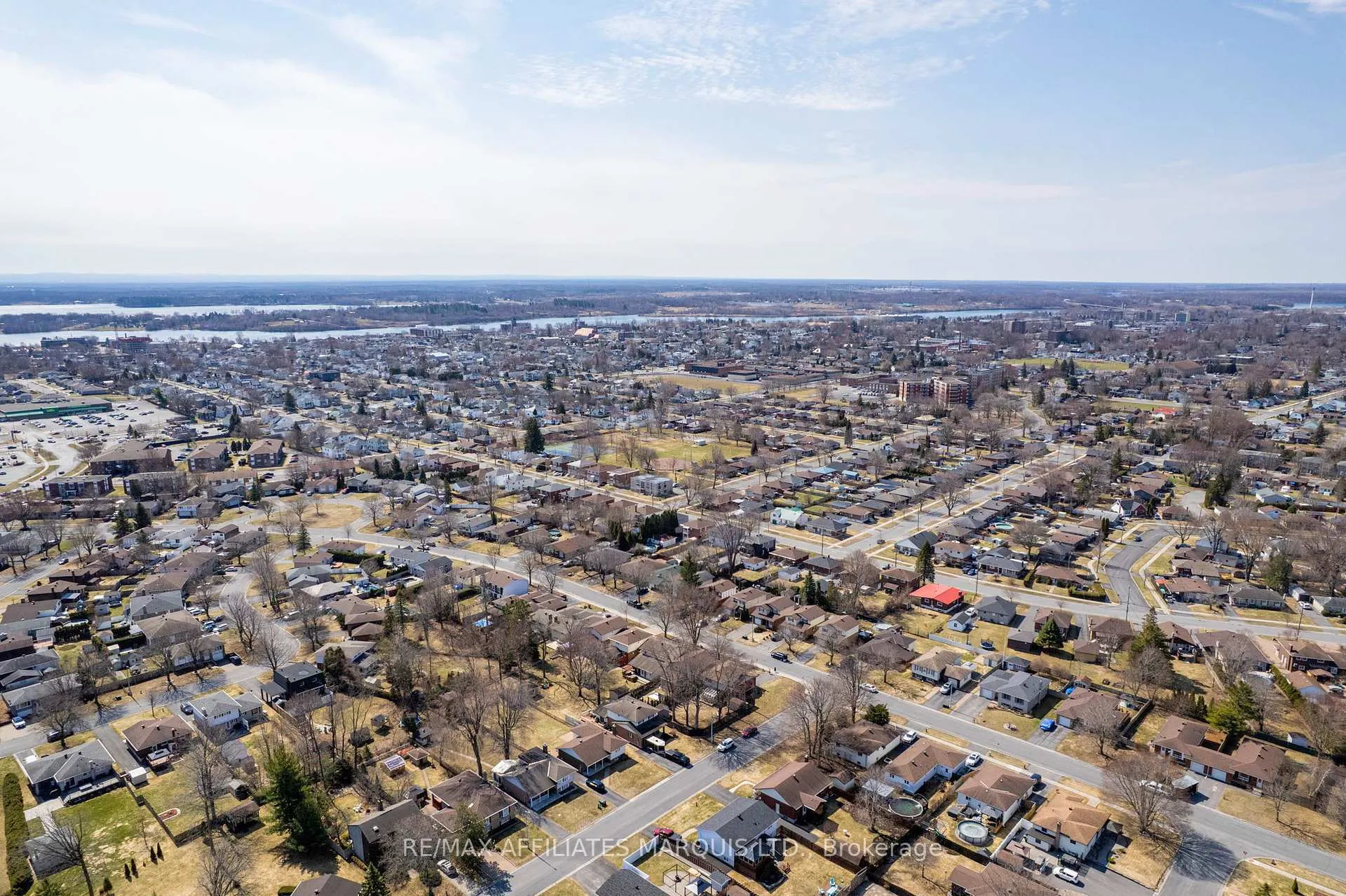 Photo 95 of 672 Champlain Drive, Cornwall — HOMEH