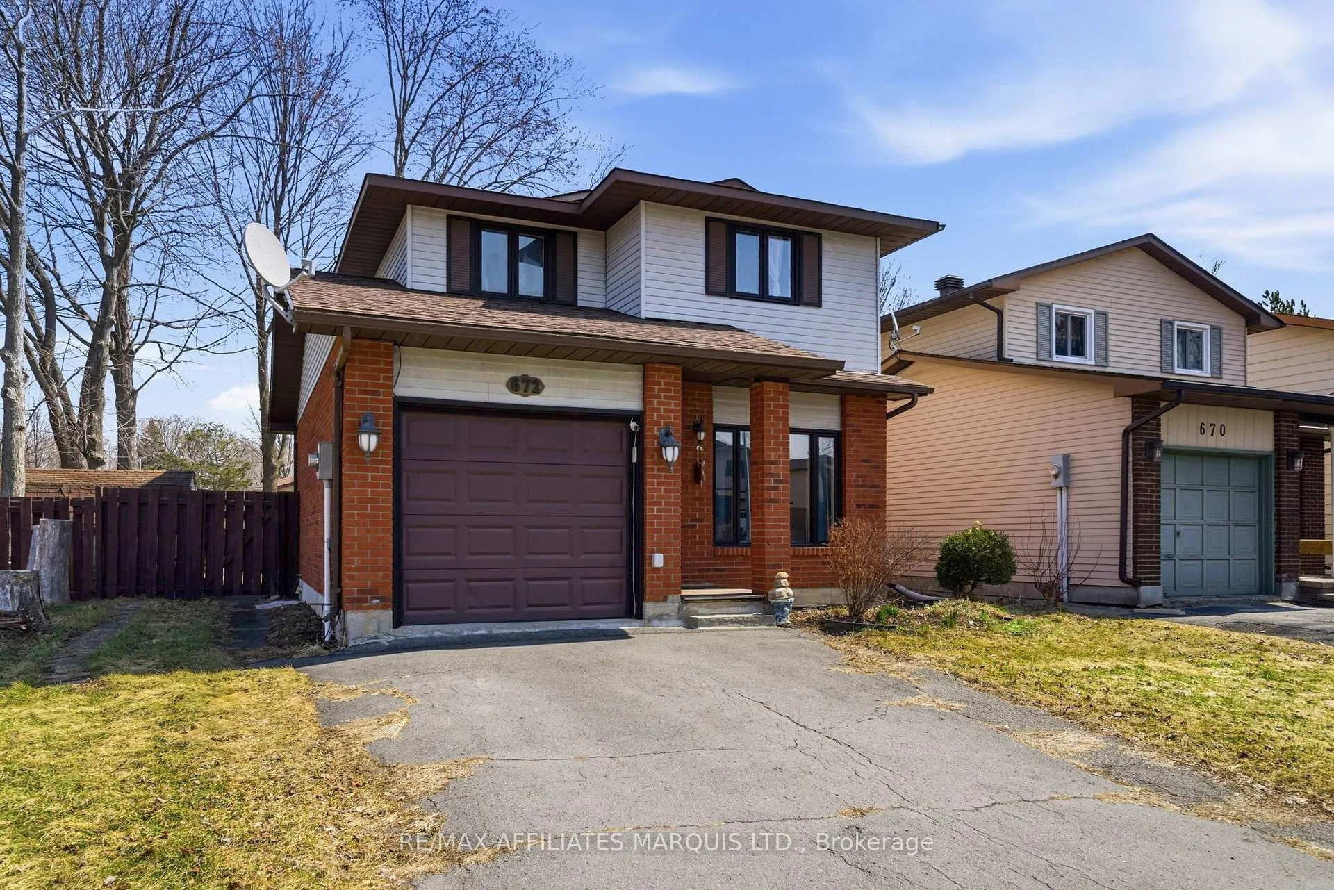 Photo 4 of 672 Champlain Drive, Cornwall — HOMEH