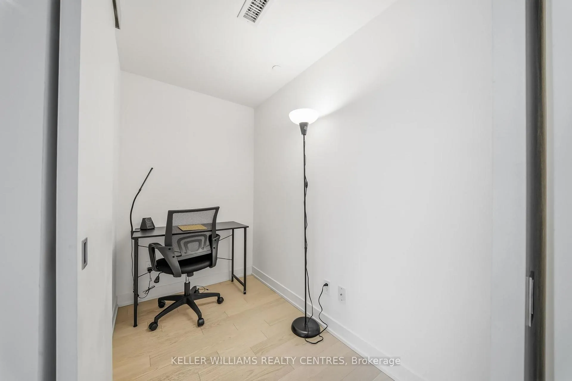 Photo 23 of Unit 704, 25 Richmond Street E, Toronto, Church-Yonge Corridor — HOMEH