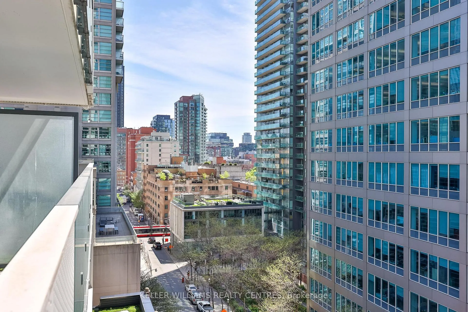 Photo 27 of Unit 704, 25 Richmond Street E, Toronto, Church-Yonge Corridor — HOMEH