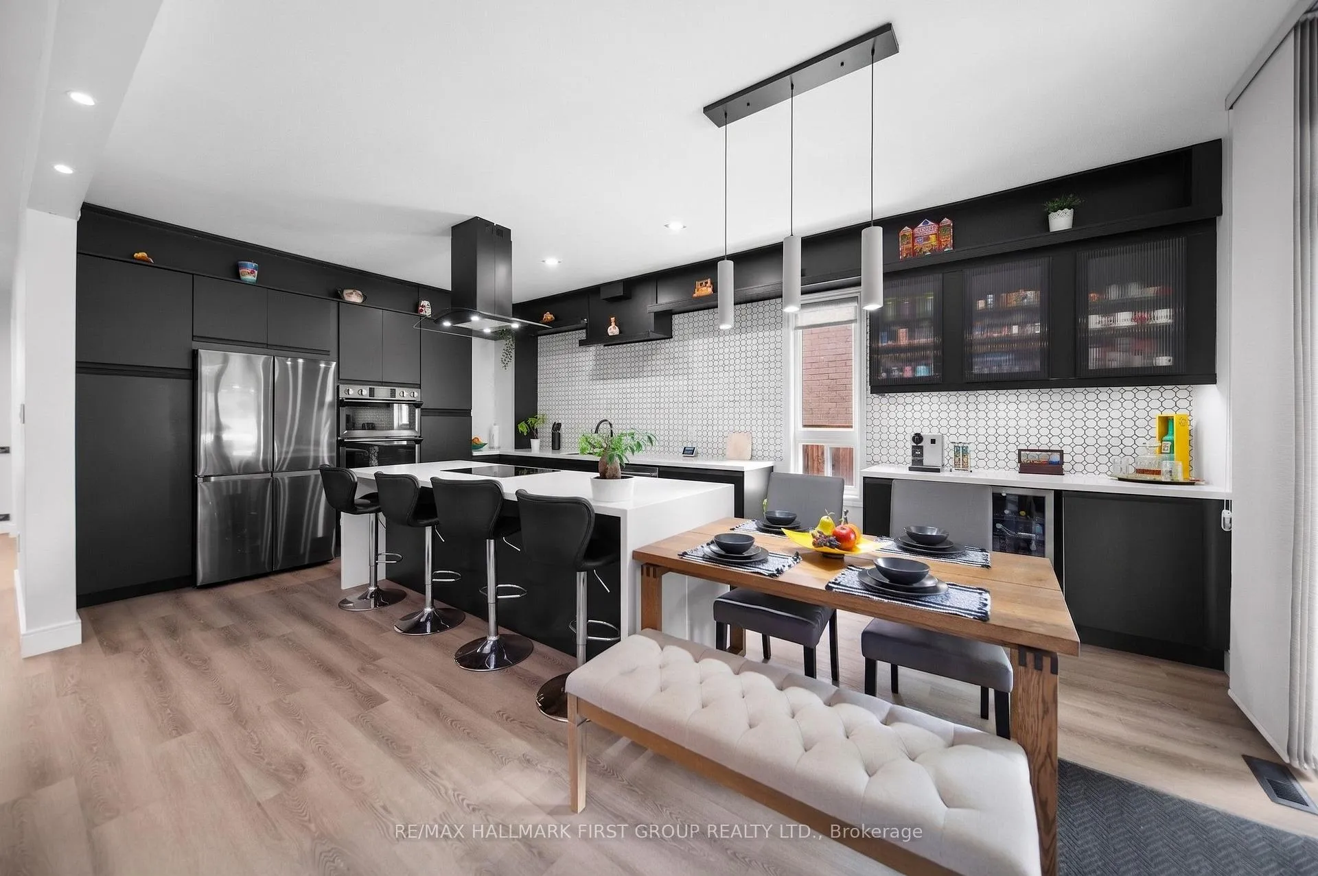 Photo 17 of 62 Cachet Boulevard, Whitby, Brooklin — HOMEH