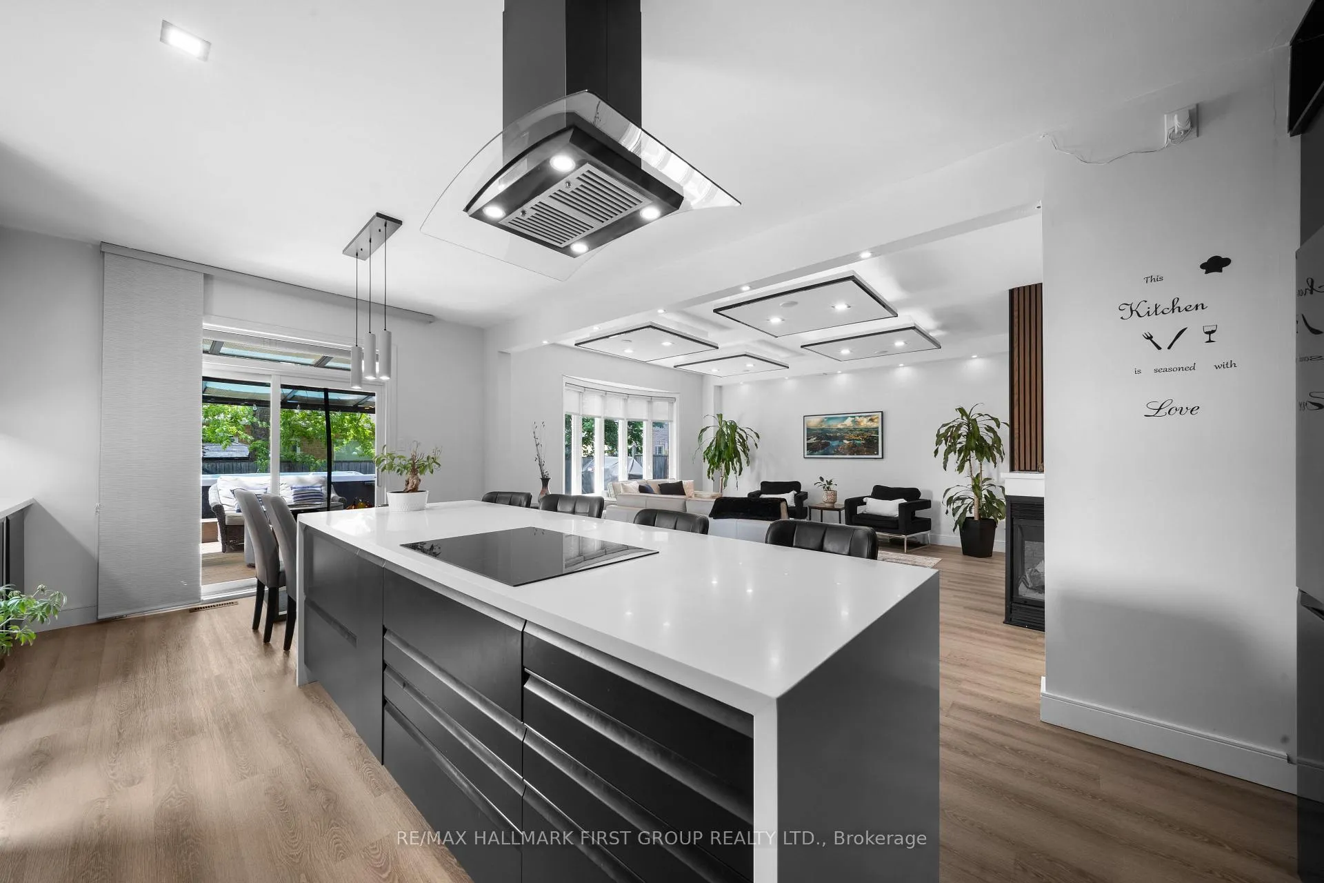 Photo 18 of 62 Cachet Boulevard, Whitby, Brooklin — HOMEH