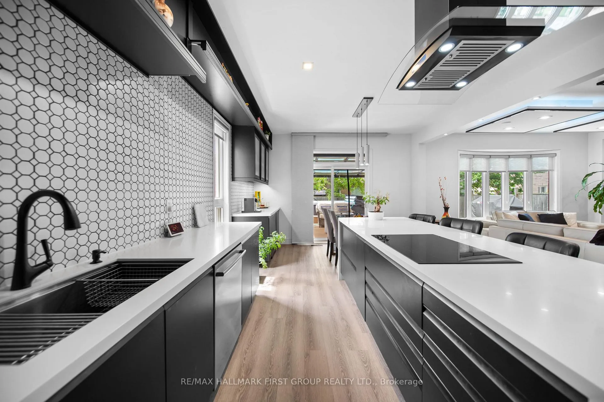Photo 19 of 62 Cachet Boulevard, Whitby, Brooklin — HOMEH