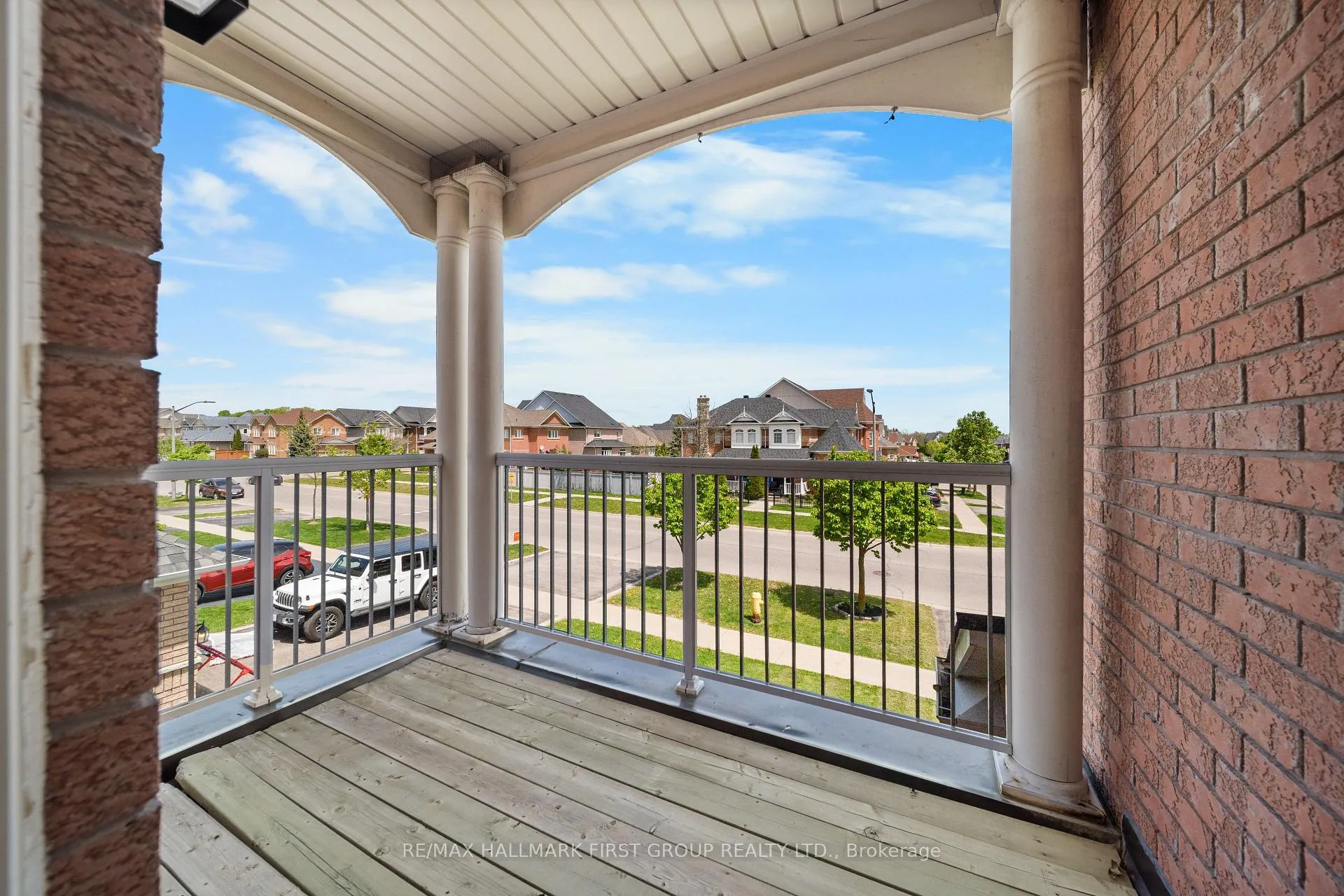 Photo 24 of 62 Cachet Boulevard, Whitby, Brooklin — HOMEH