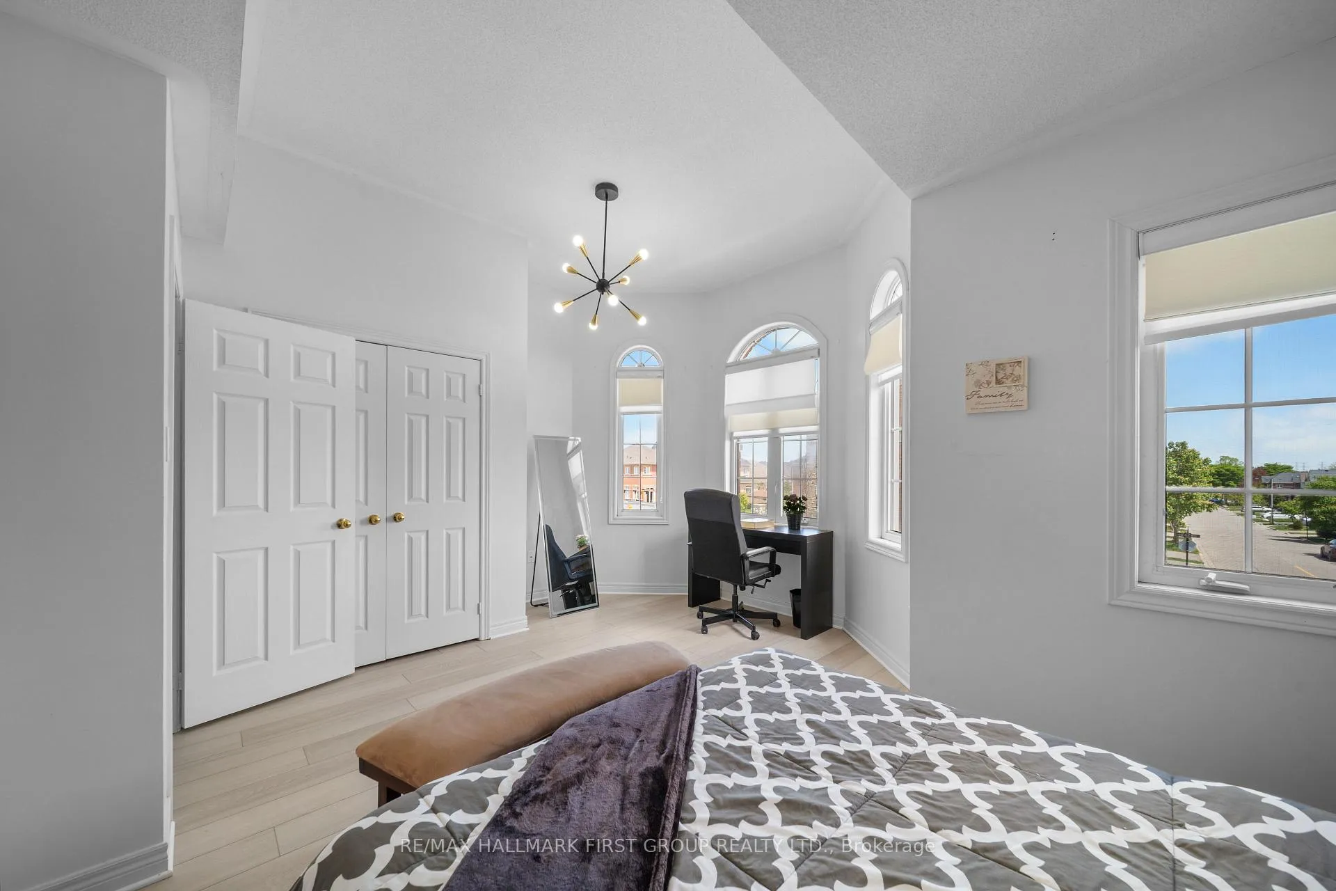 Photo 26 of 62 Cachet Boulevard, Whitby, Brooklin — HOMEH