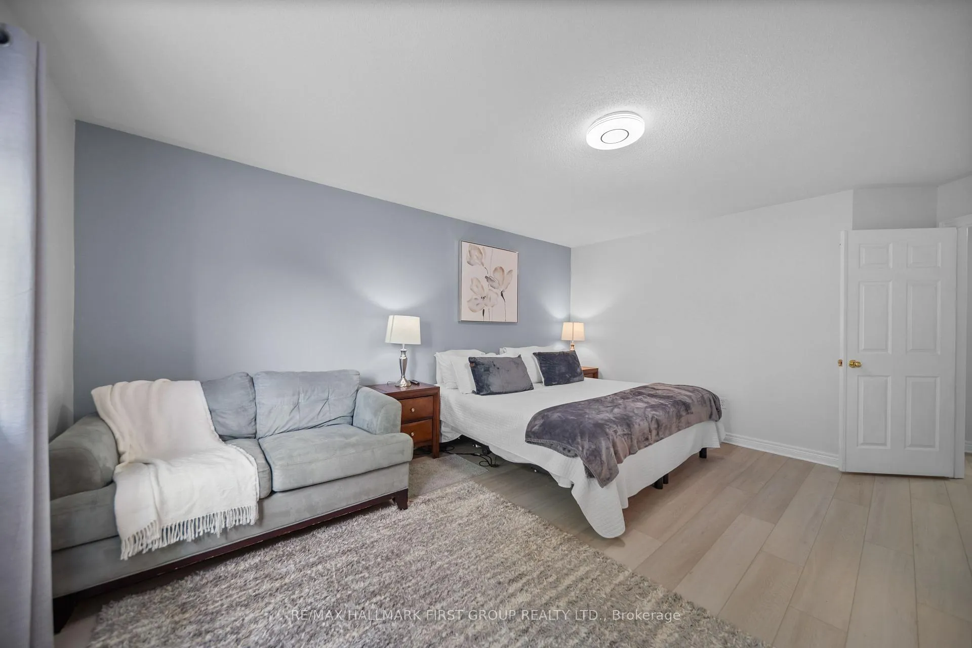 Photo 35 of 62 Cachet Boulevard, Whitby, Brooklin — HOMEH