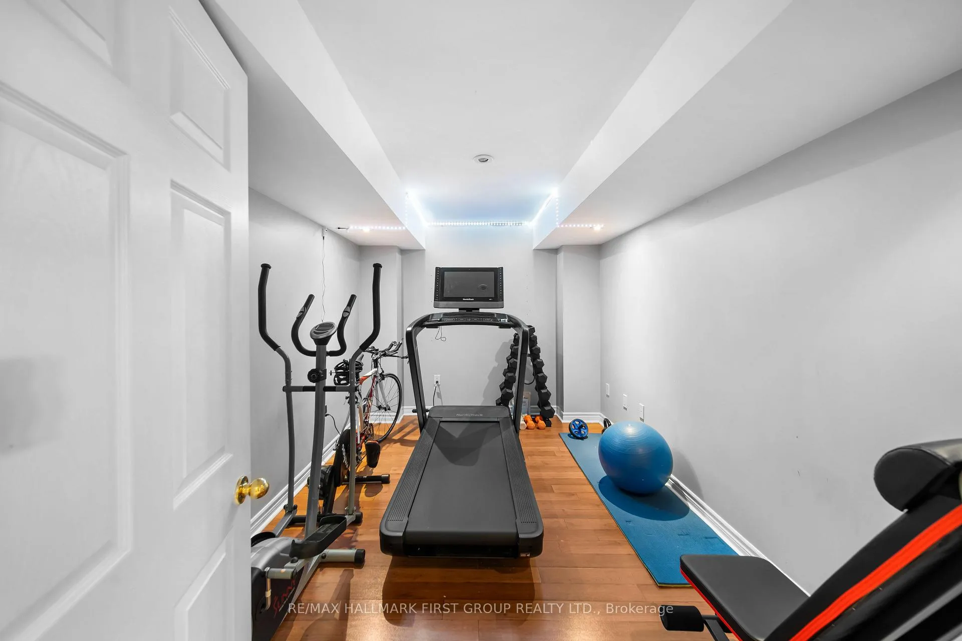 Photo 45 of 62 Cachet Boulevard, Whitby, Brooklin — HOMEH
