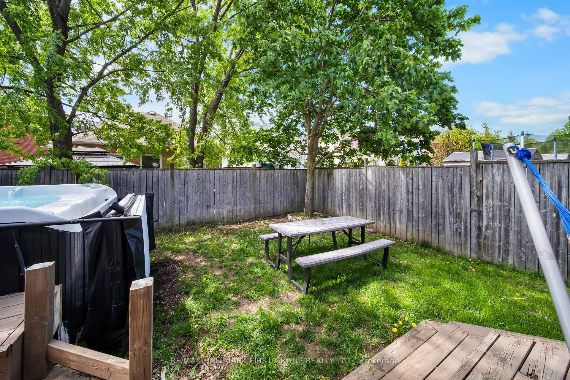 Photo 48 of 62 Cachet Boulevard, Whitby, Brooklin — HOMEH