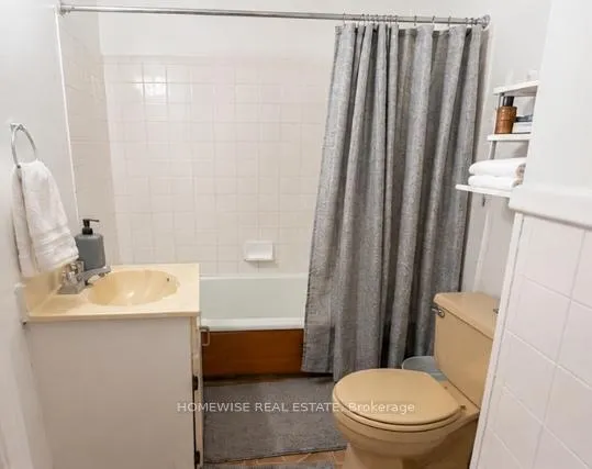 Photo 6 of Unit 302, 33 Maitland Street, Toronto, Church-Yonge Corridor — HOMEH