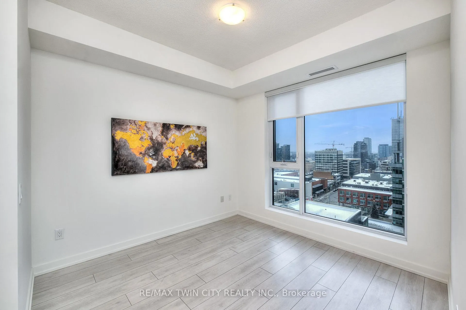 Photo 16 of Unit 1201, 55 Duke Street W, Kitchener, City Commercial Core — HOMEH