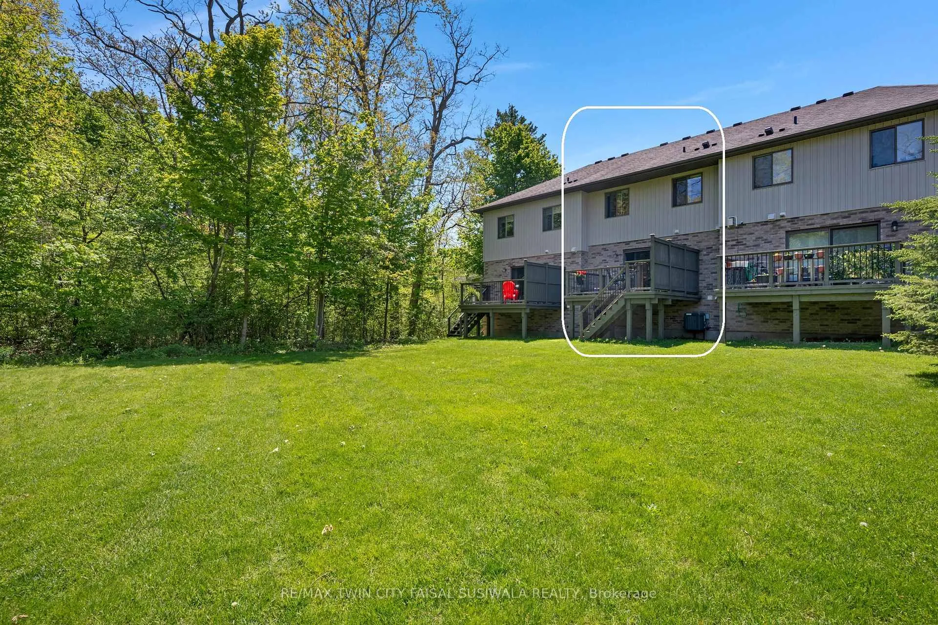 Photo 4 of Unit 2, 635 Saginaw Parkway, Cambridge, Fiddlesticks — HOMEH