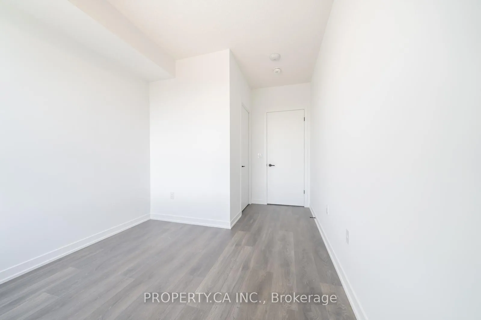 Photo 10 of Unit C1509, 4878 Powers Common, Burlington, Alton — HOMEH