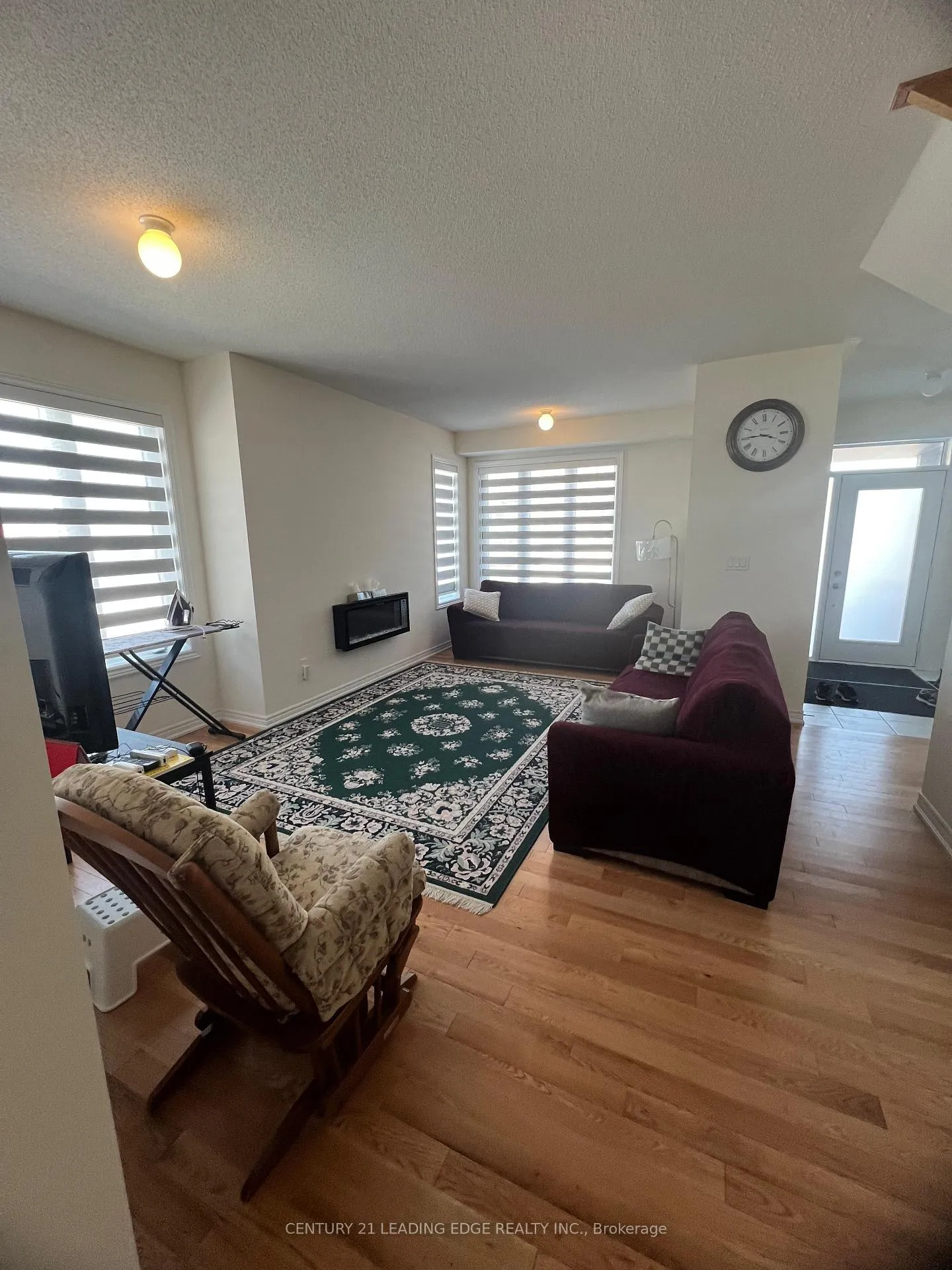 Photo 4 of 2694 Delphinium Trail, Pickering, Rural Pickering — HOMEH
