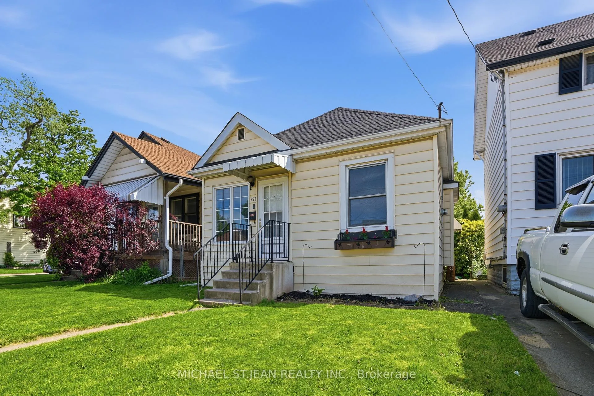 Photo 4 of 276 Roxborough Avenue, Hamilton, Crown Point — HOMEH
