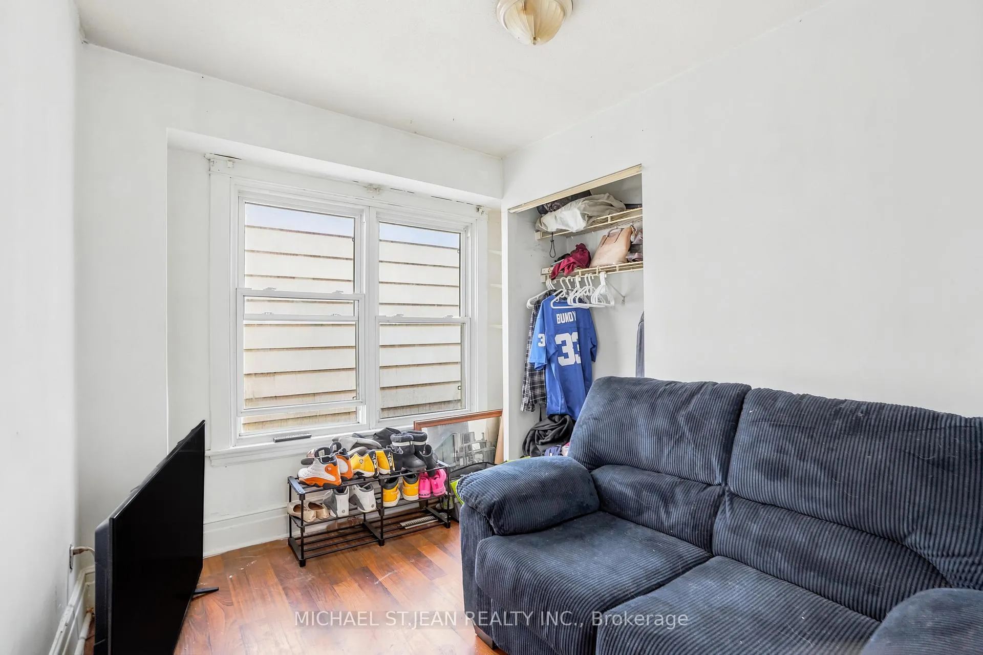 Photo 10 of 276 Roxborough Avenue, Hamilton, Crown Point — HOMEH
