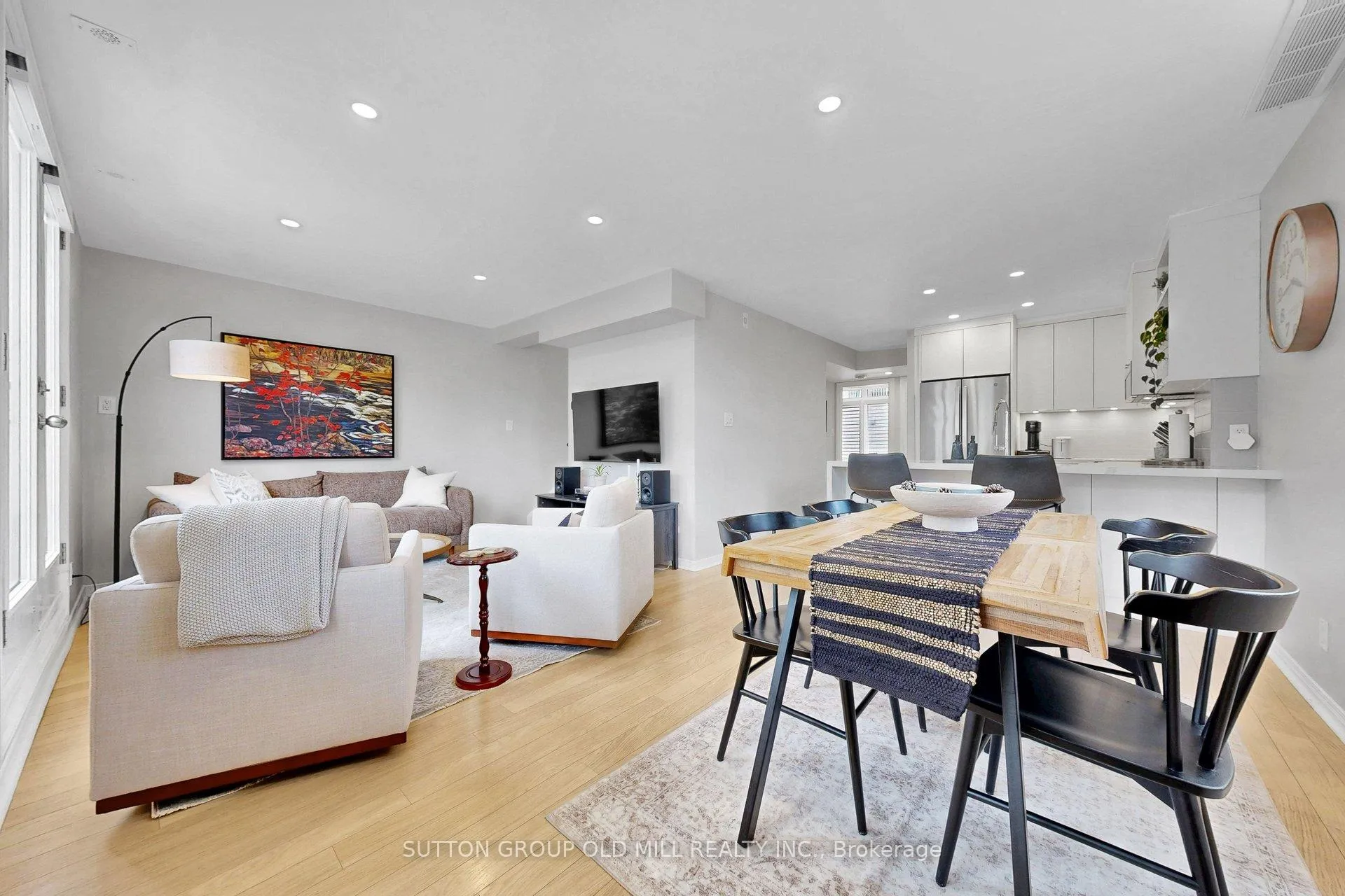 Photo 1 of Unit 1402, 12 Sudbury Street, Toronto, Niagara — HOMEH