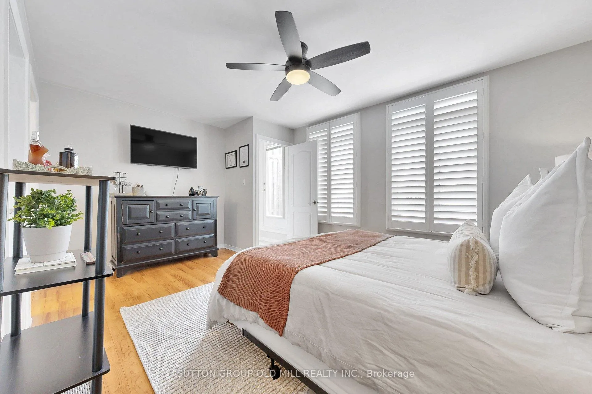 Photo 28 of Unit 1402, 12 Sudbury Street, Toronto, Niagara — HOMEH