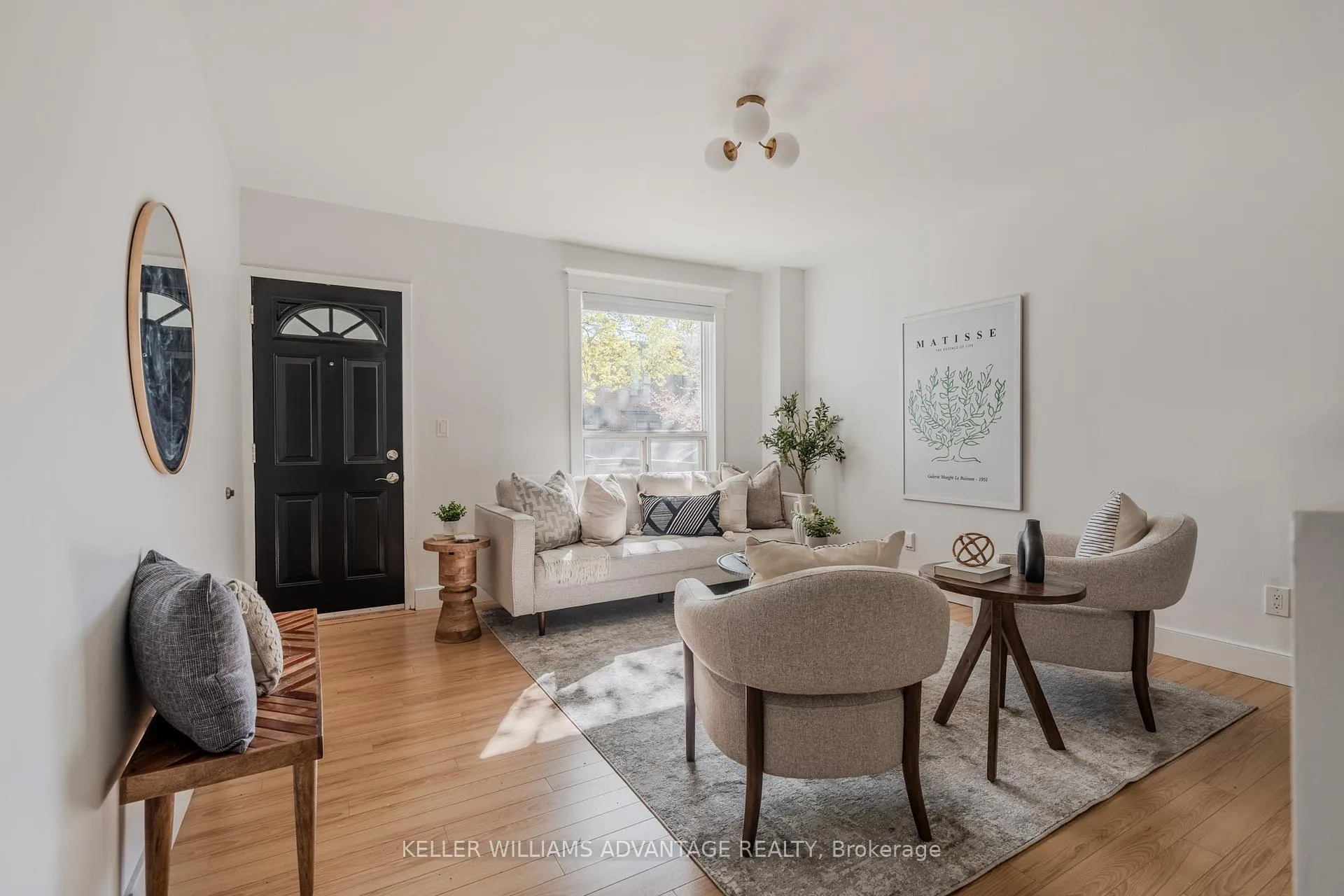 Photo 3 of 182 Pickering Street, Toronto, East End-Danforth — HOMEH