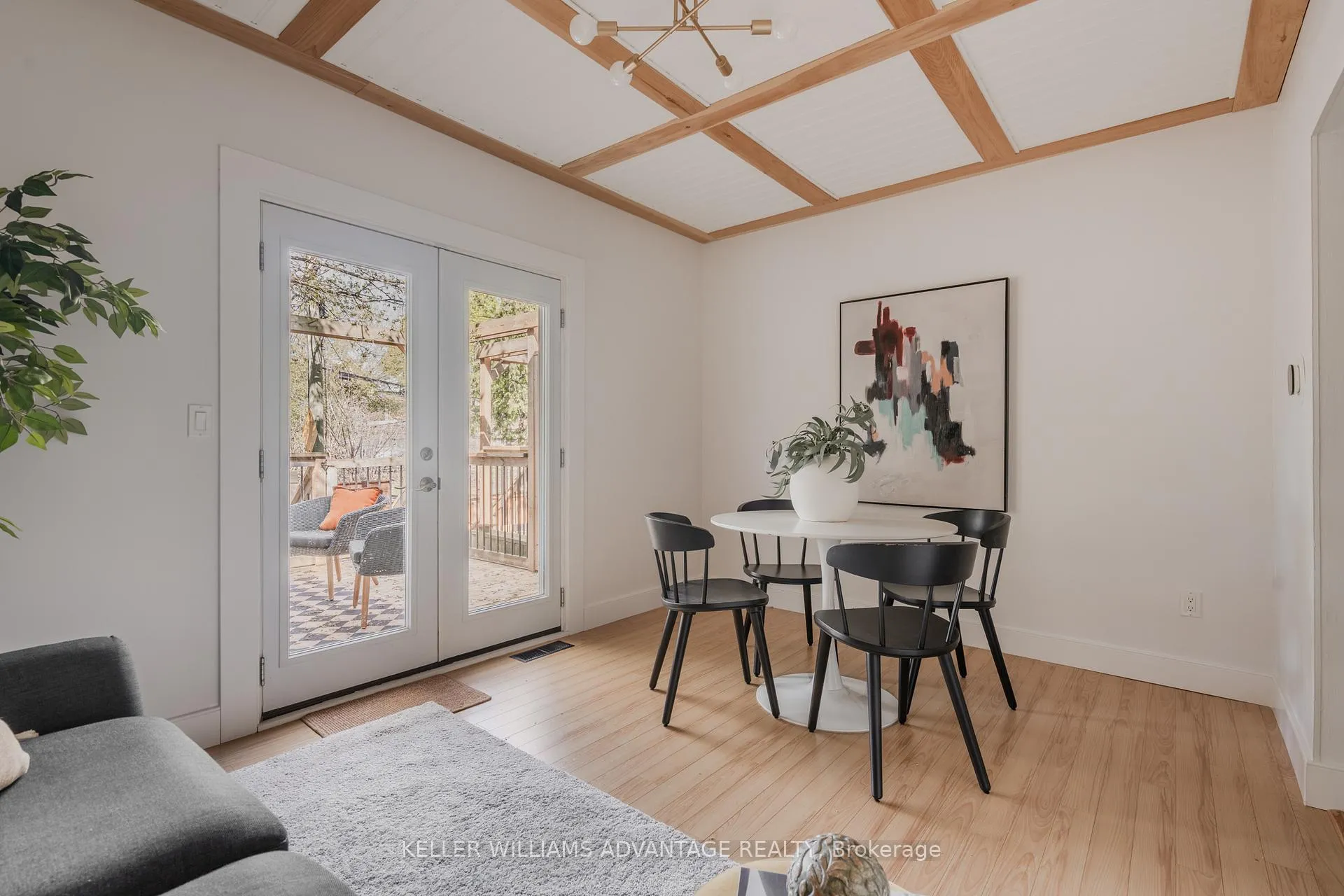 Photo 11 of 182 Pickering Street, Toronto, East End-Danforth — HOMEH