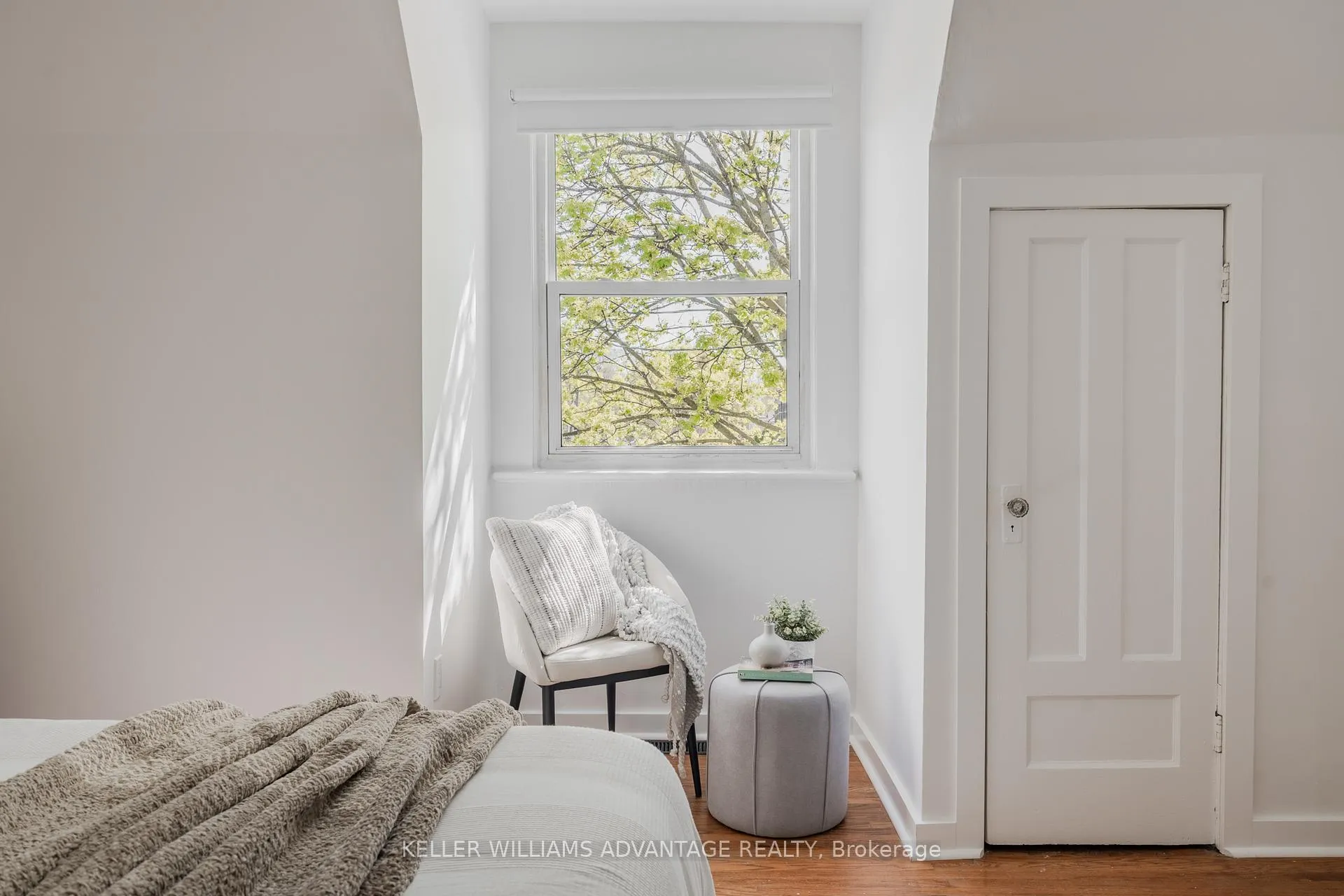 Photo 17 of 182 Pickering Street, Toronto, East End-Danforth — HOMEH