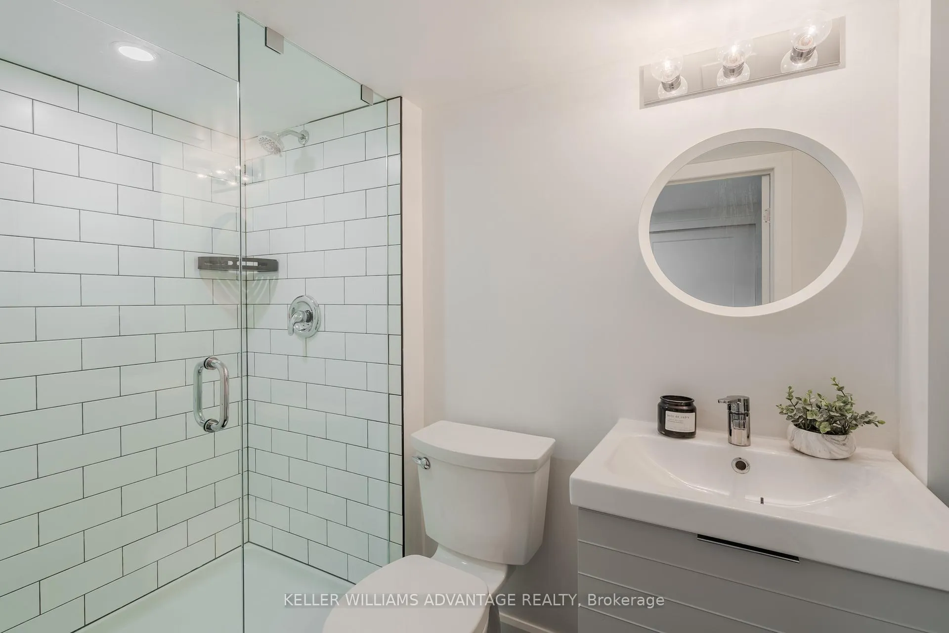 Photo 29 of 182 Pickering Street, Toronto, East End-Danforth — HOMEH