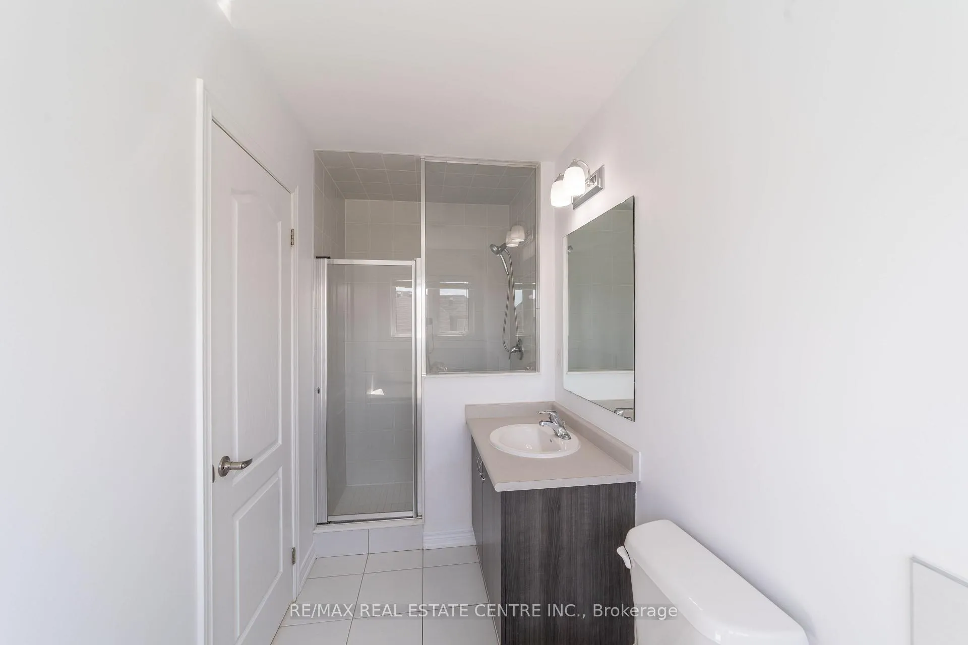 Photo 10 of 341 Stewart Street, Shelburne — HOMEH