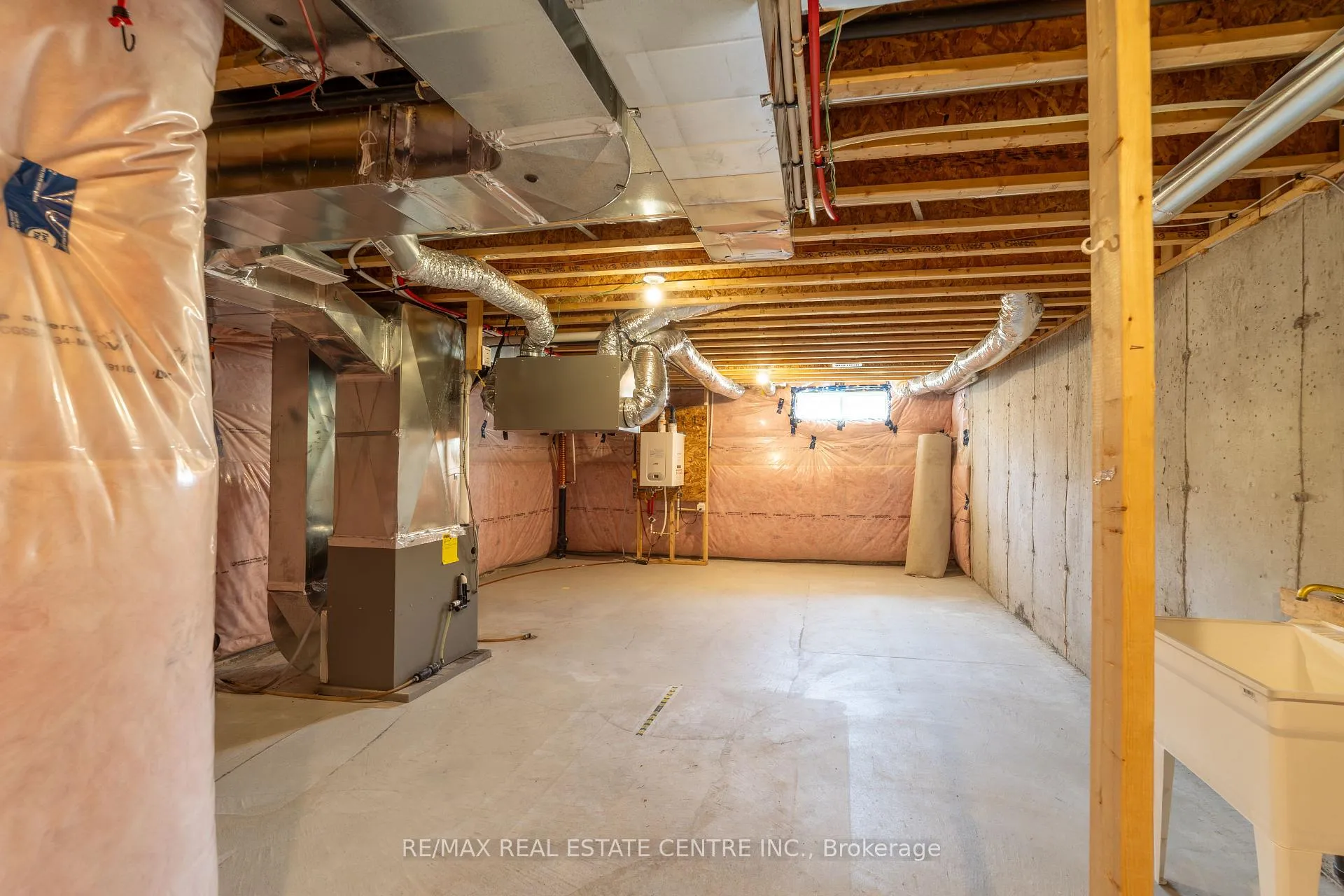 Photo 17 of 341 Stewart Street, Shelburne — HOMEH