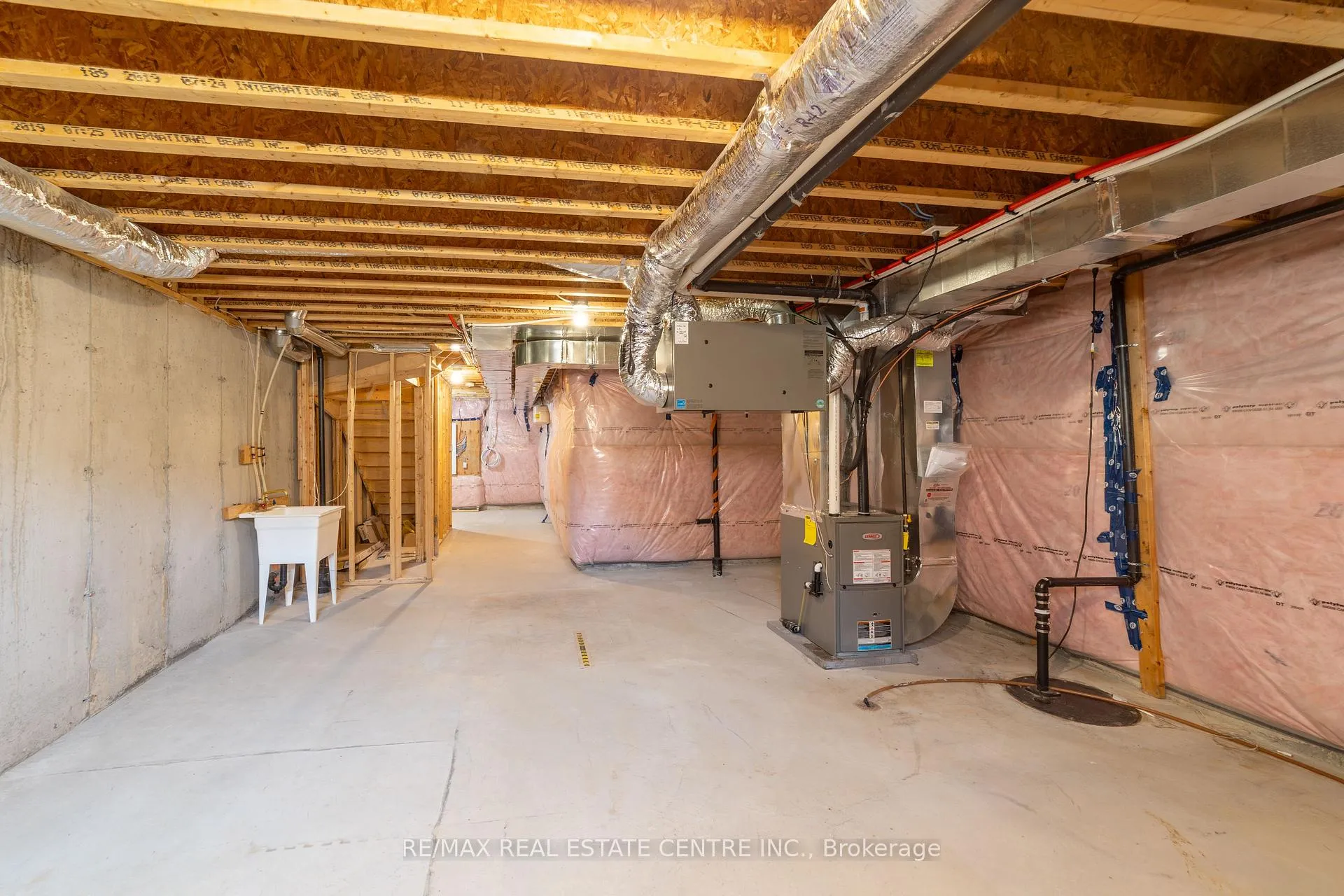 Photo 18 of 341 Stewart Street, Shelburne — HOMEH