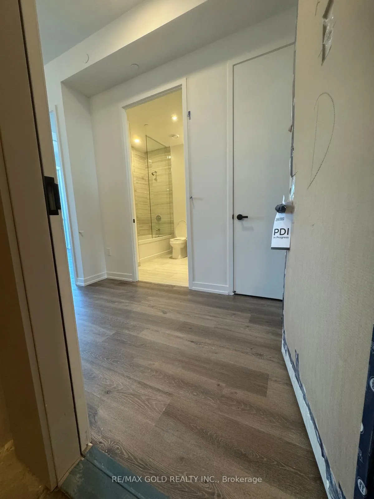 Photo 2 of Unit 2707, 225 commerce Street, Vaughan, Vaughan Corporate Centre — HOMEH