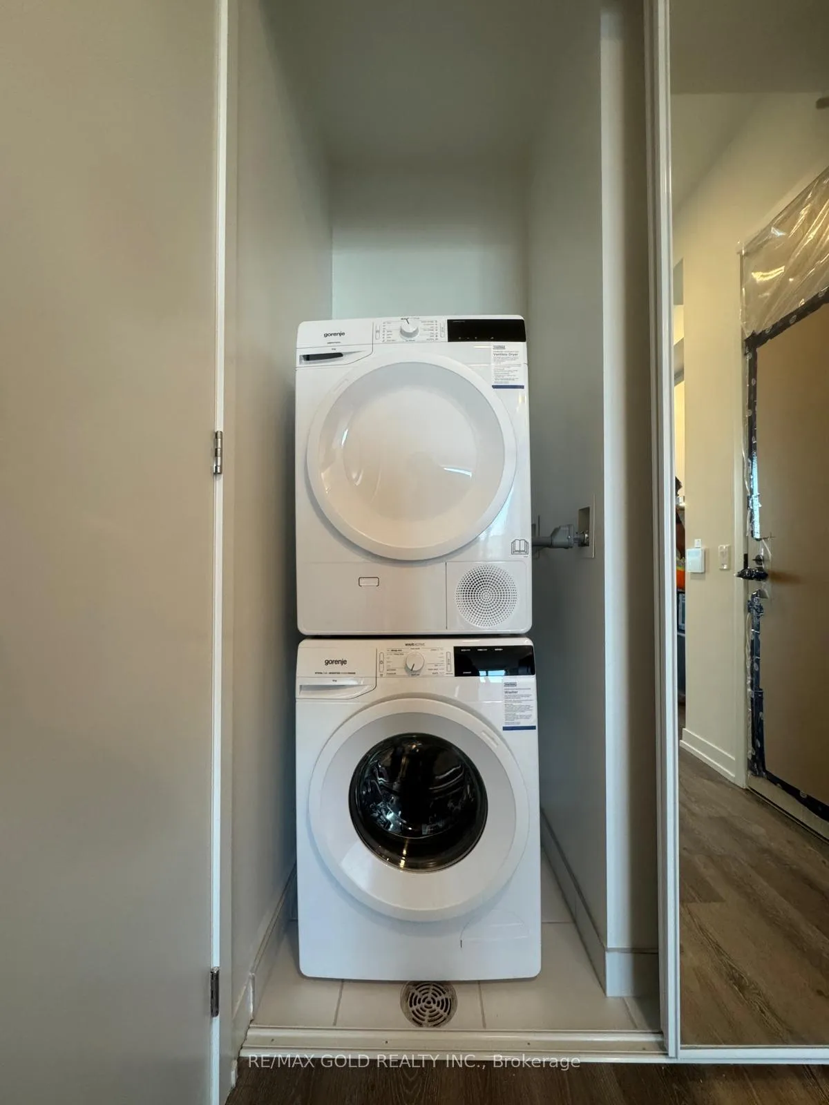Photo 4 of Unit 2707, 225 commerce Street, Vaughan, Vaughan Corporate Centre — HOMEH