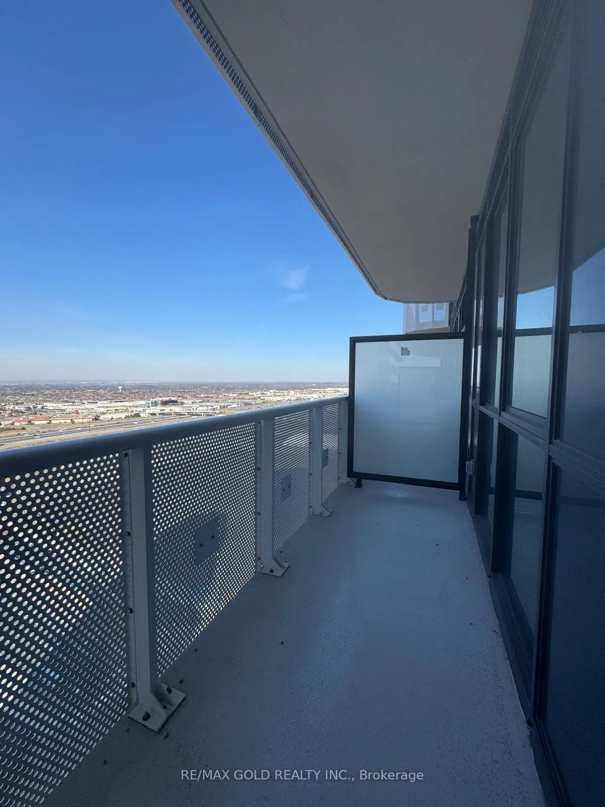 Photo 13 of Unit 2707, 225 commerce Street, Vaughan, Vaughan Corporate Centre — HOMEH