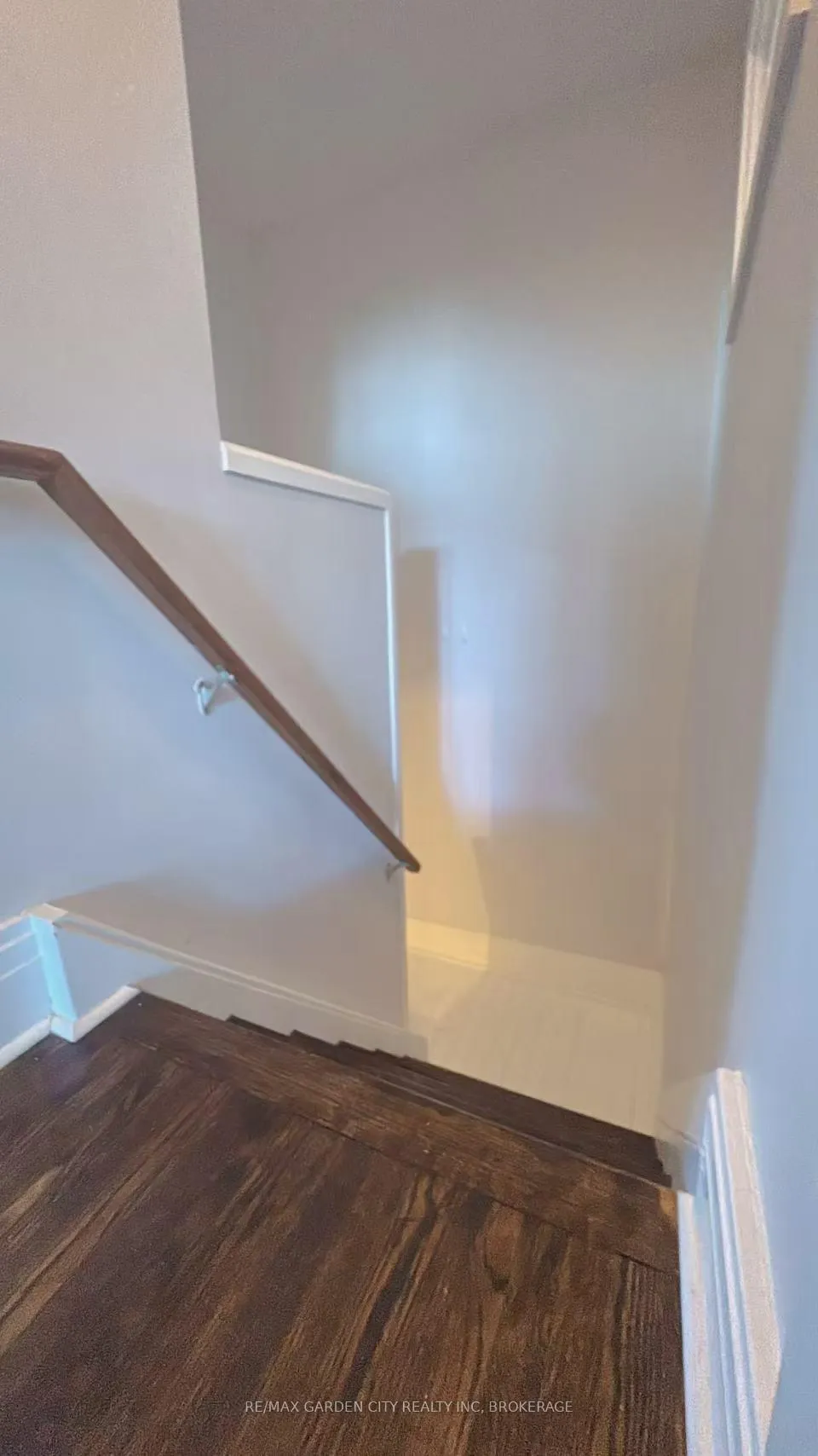 Photo 5 of Unit 3, 5 College Street, St. Catharines, Downtown — HOMEH