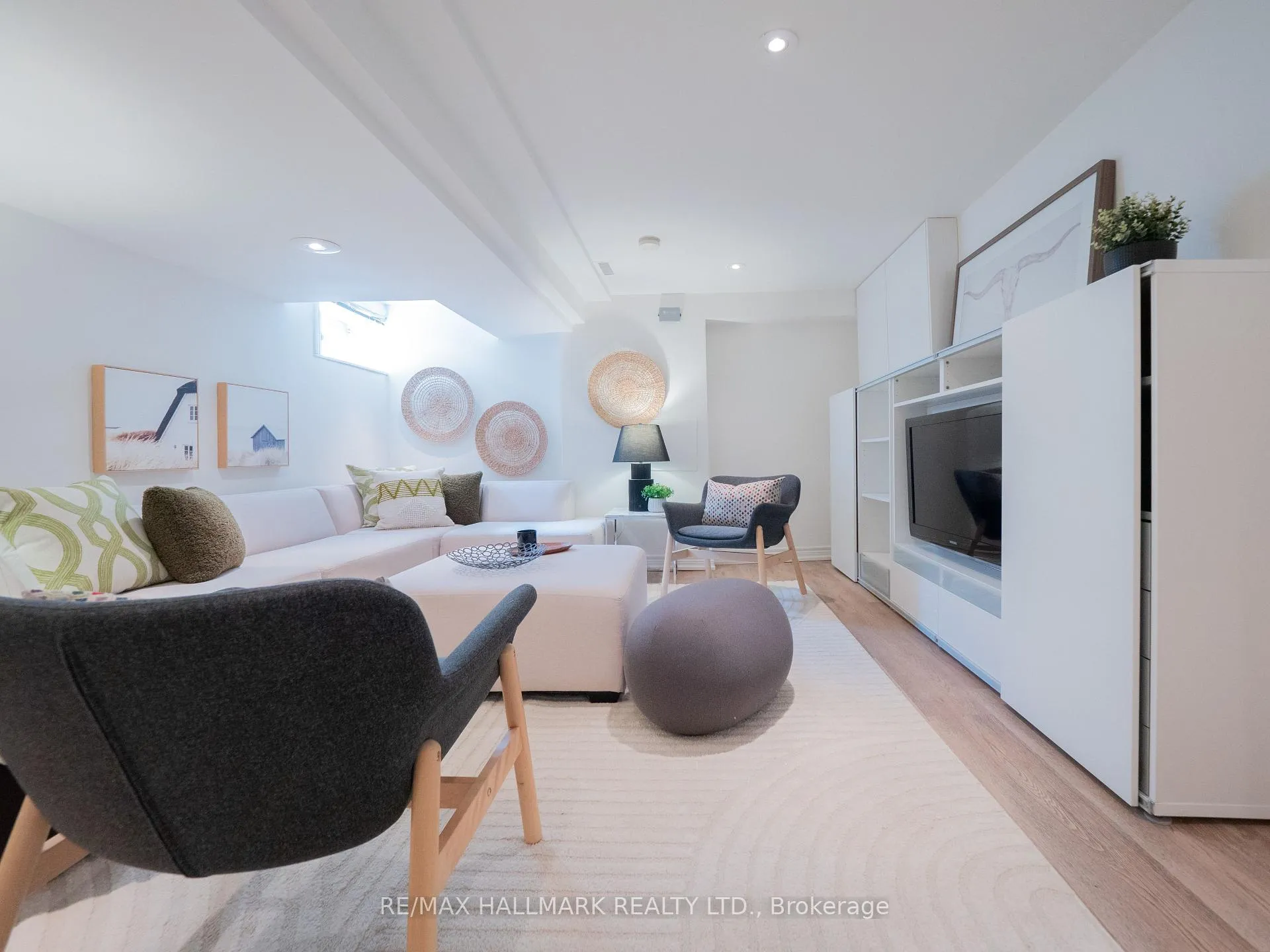 Photo 35 of 4 Albemarle Avenue, Toronto, North Riverdale — HOMEH