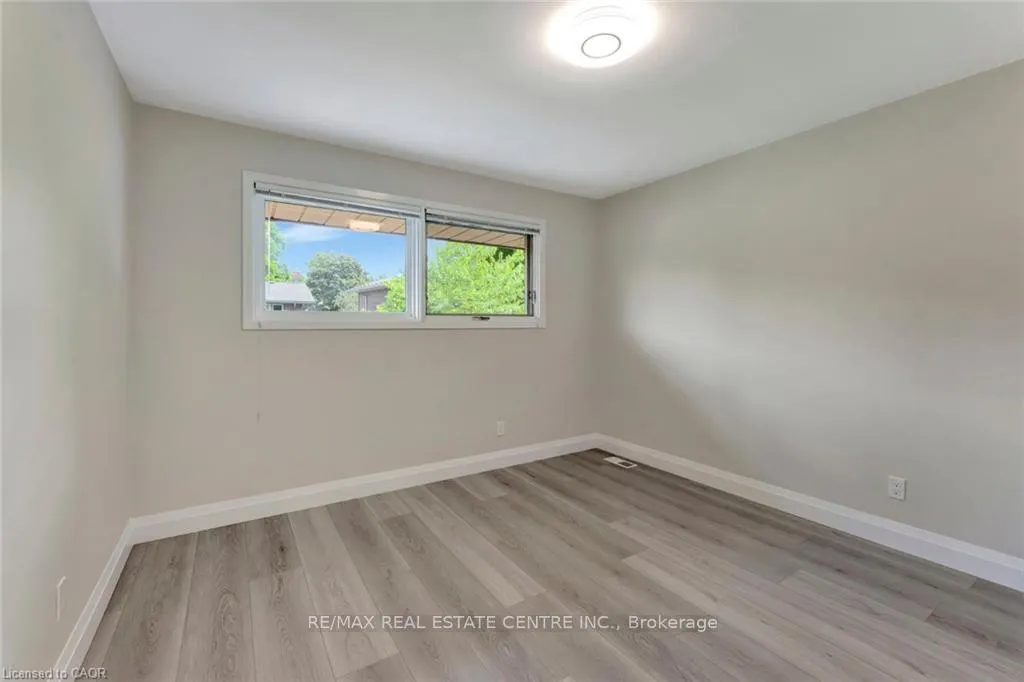 Photo 12 of Unit 1, 6 Ruskview Road, Kitchener, Forest Hill — HOMEH