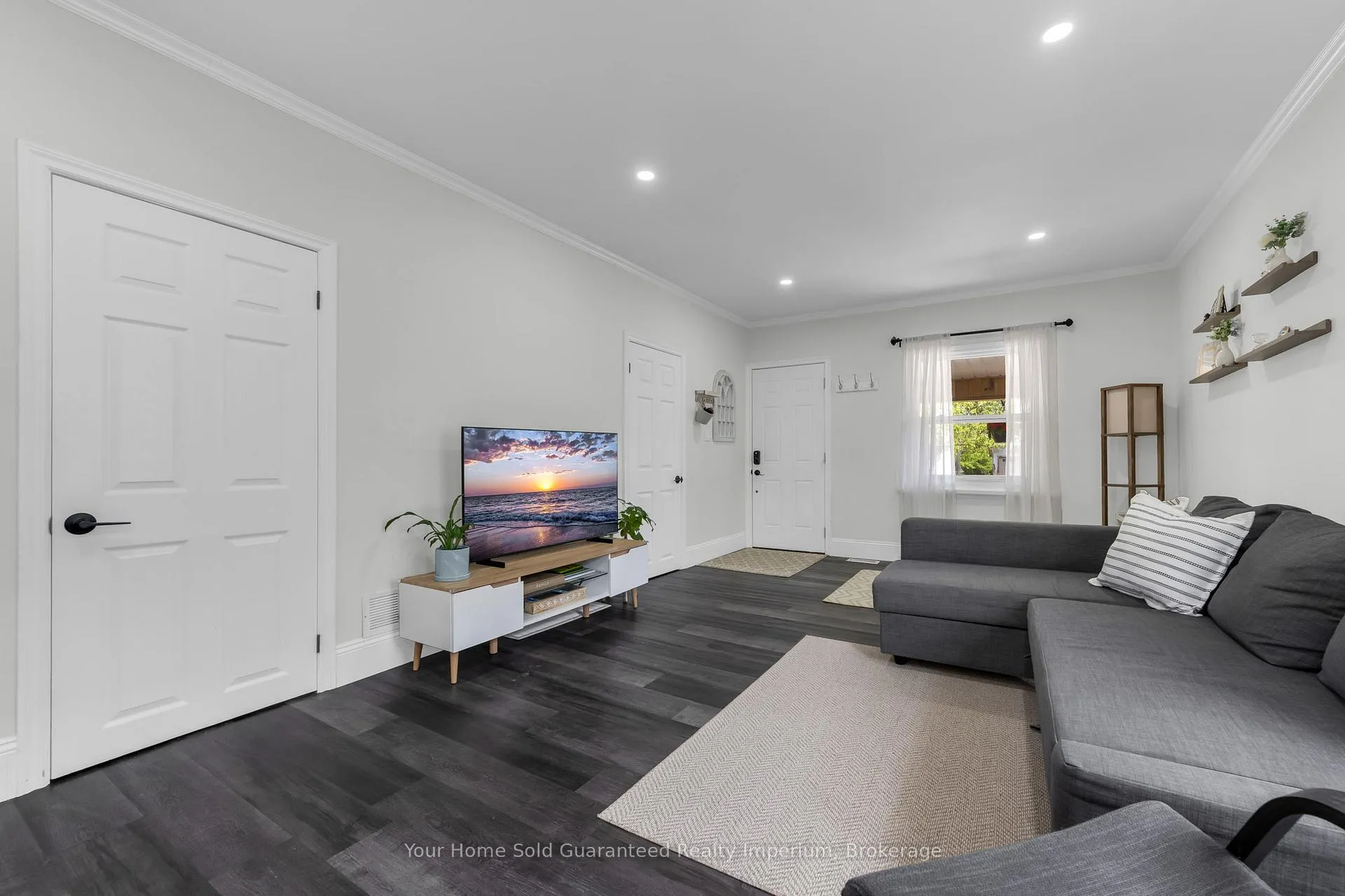 Photo 7 of 57 Richmond Avenue, St. Catharines, E. Chester — HOMEH