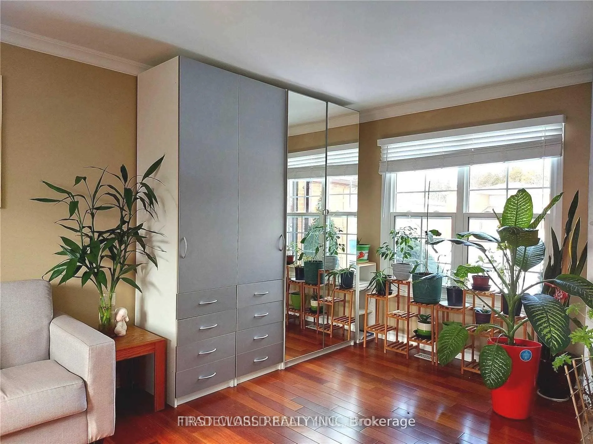 Photo 12 of Unit M&2nd, 880 Leslie Valley Drive, Newmarket, Huron Heights-Leslie Valley — HOMEH