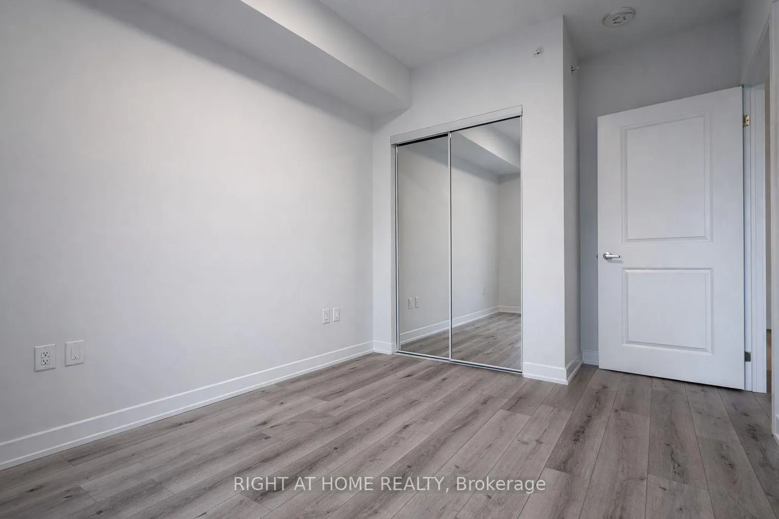 Photo 8 of Unit 403, 1475 Whites Road, Pickering, Woodlands — HOMEH