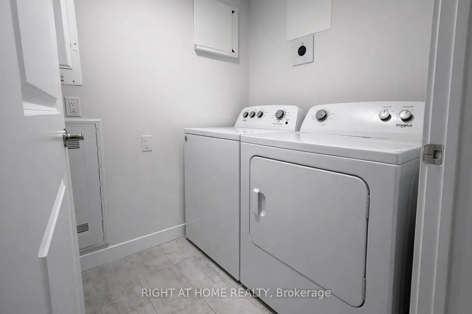 Photo 11 of Unit 403, 1475 Whites Road, Pickering, Woodlands — HOMEH