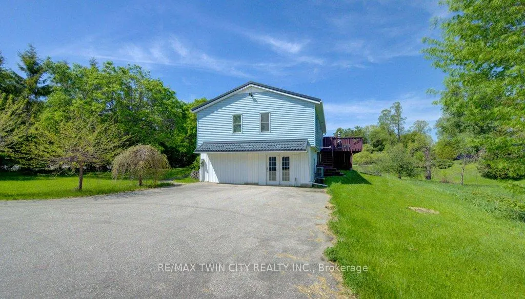 Photo 4 of 3429 Nafziger Road, Wellesley — HOMEH