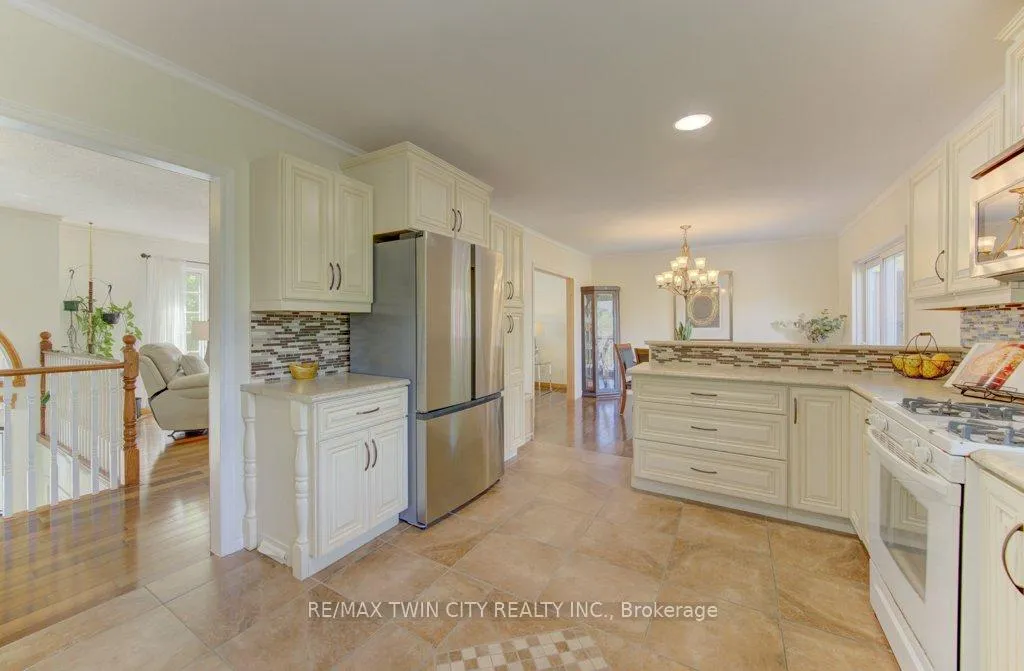 Photo 22 of 3429 Nafziger Road, Wellesley — HOMEH