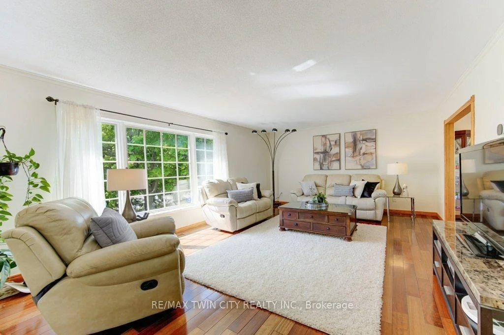 Photo 55 of 3429 Nafziger Road, Wellesley — HOMEH